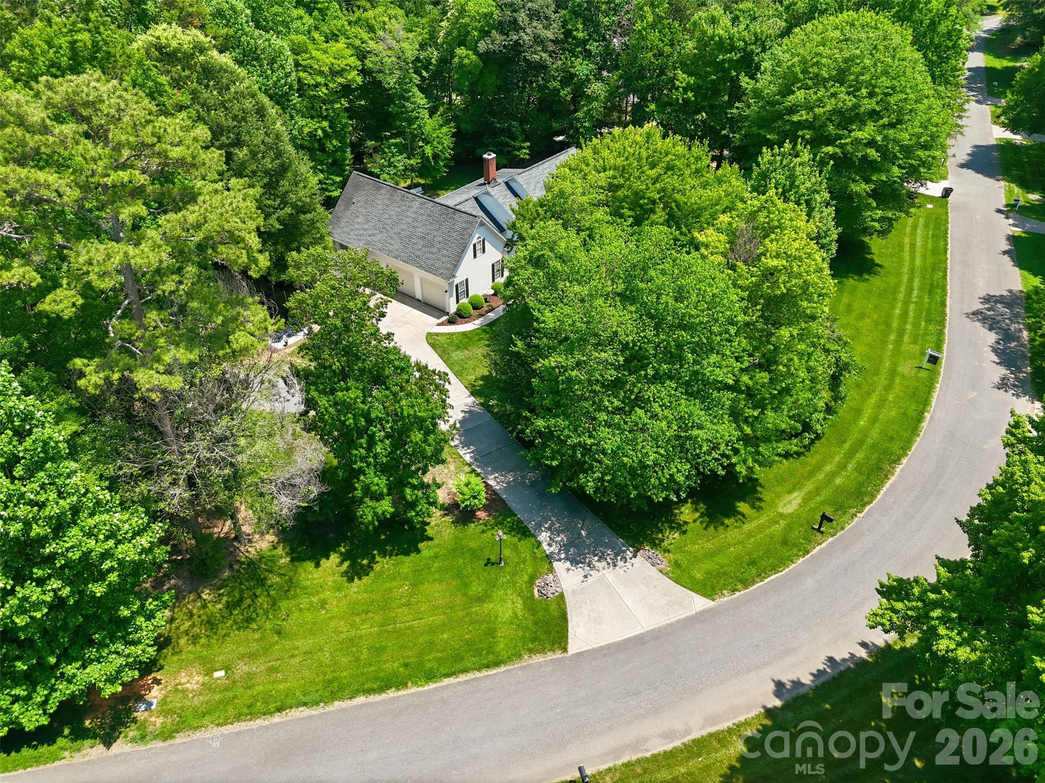 2230 Wedgewood Drive — Matthews