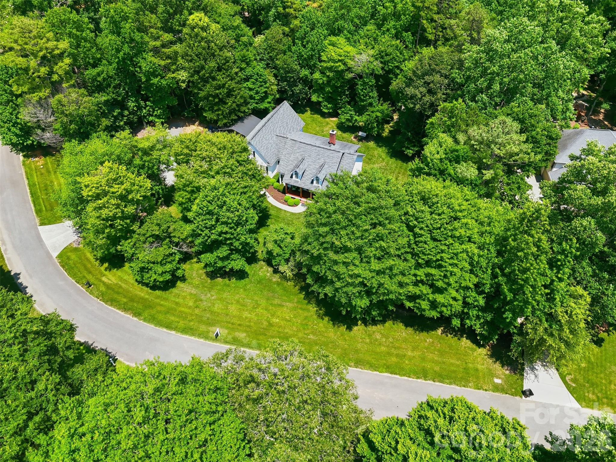 2230 Wedgewood Drive — Matthews