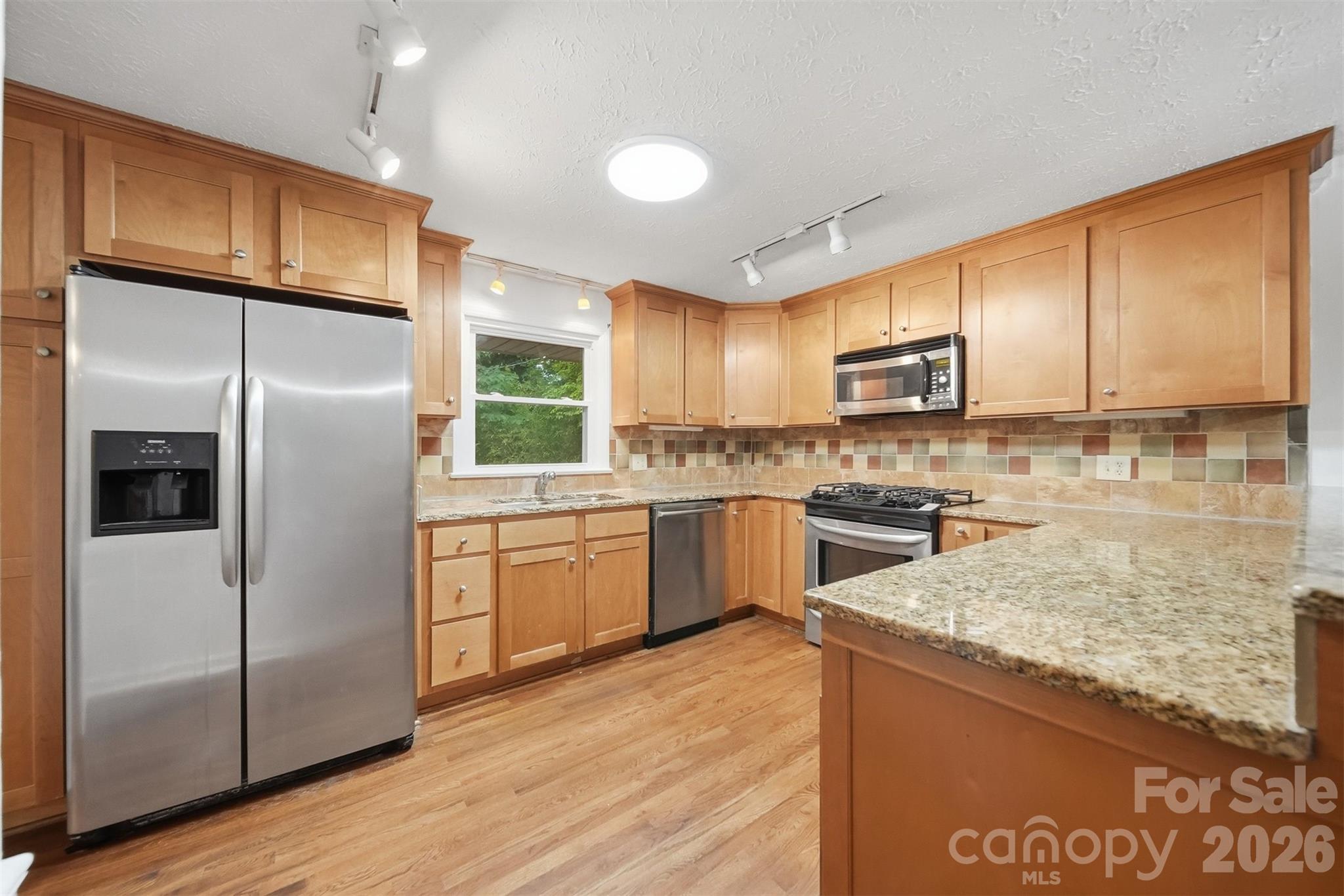 1085 19th Avenue Place NW — Hickory