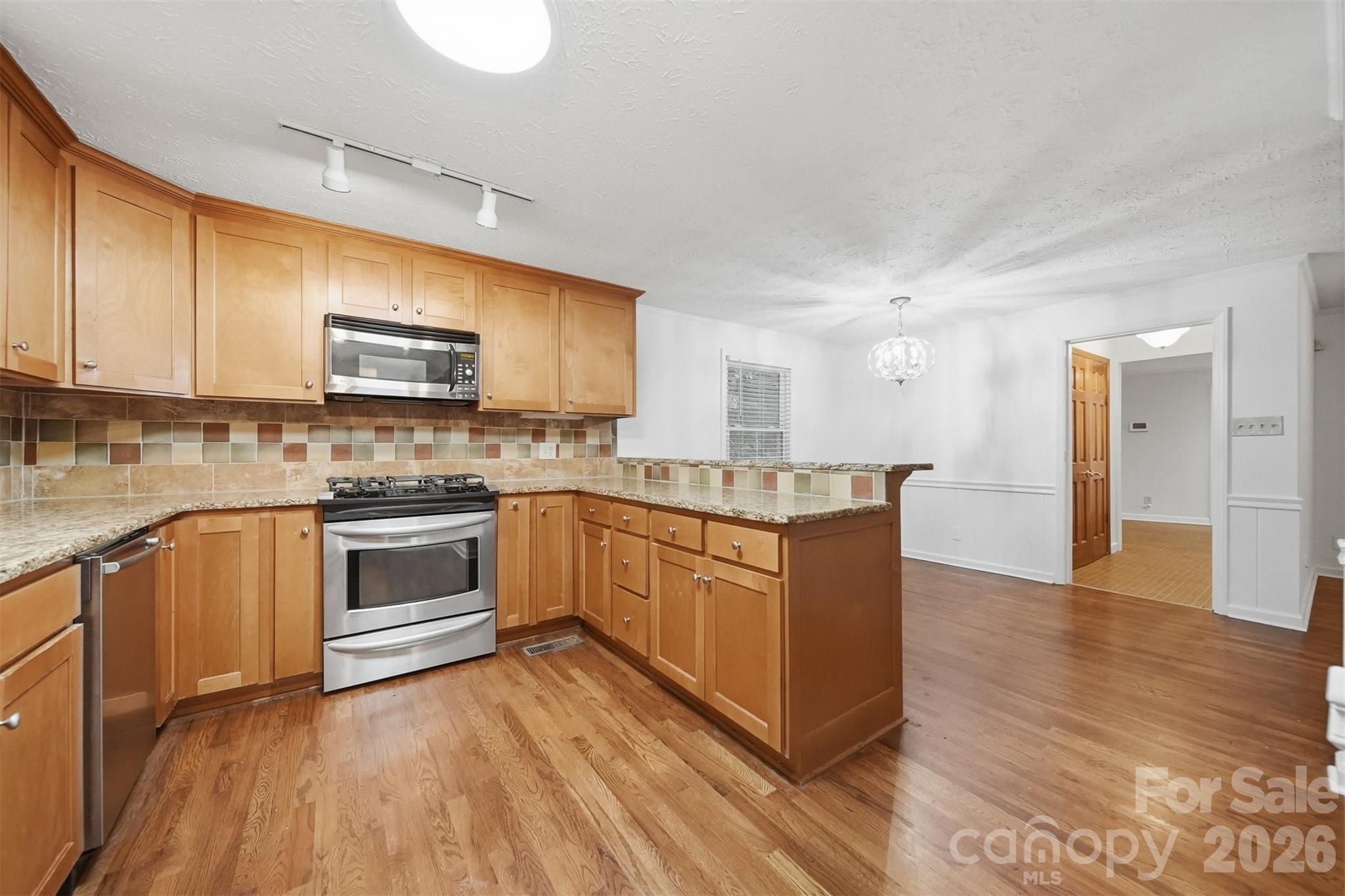 1085 19th Avenue Place NW — Hickory