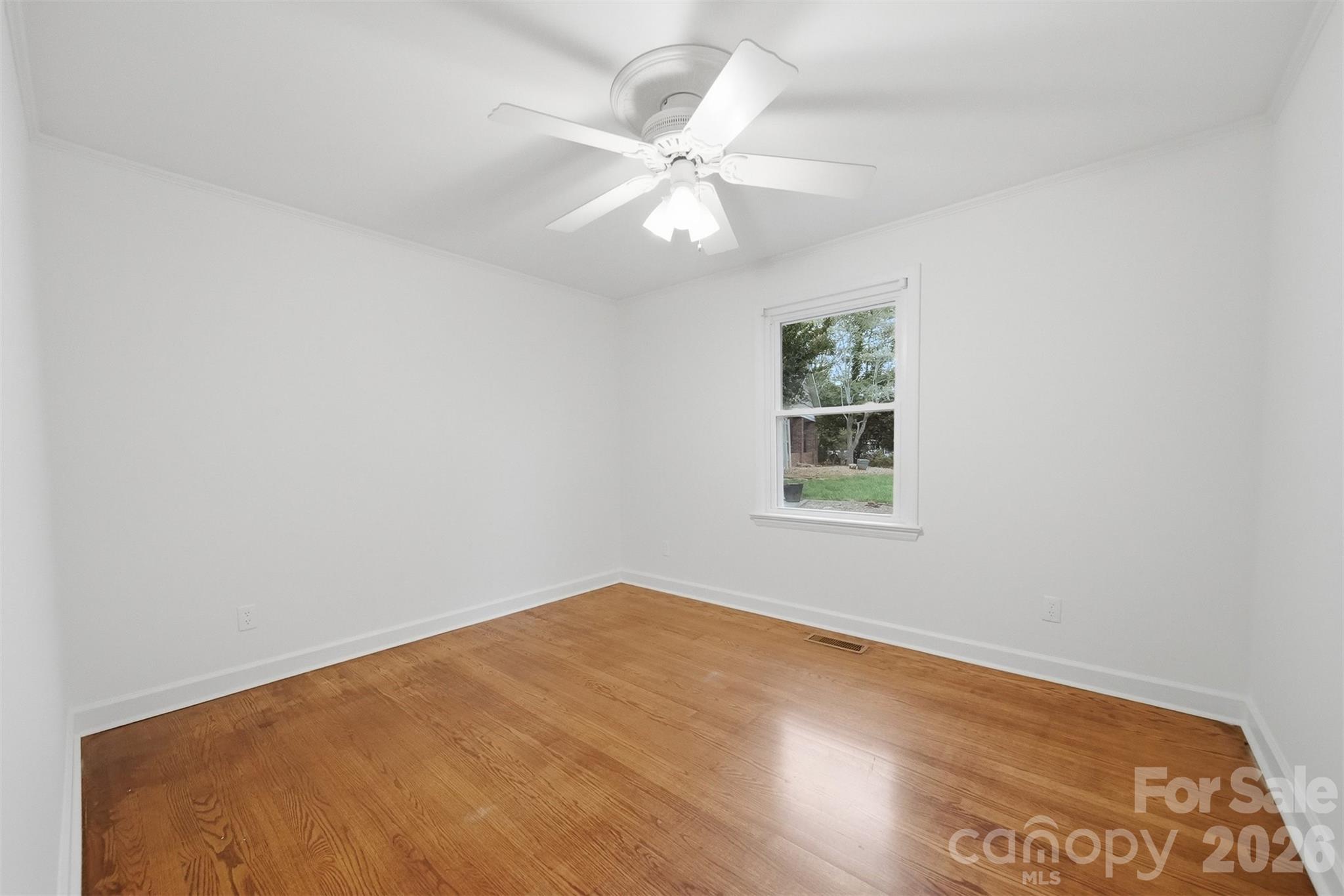 1085 19th Avenue Place NW — Hickory