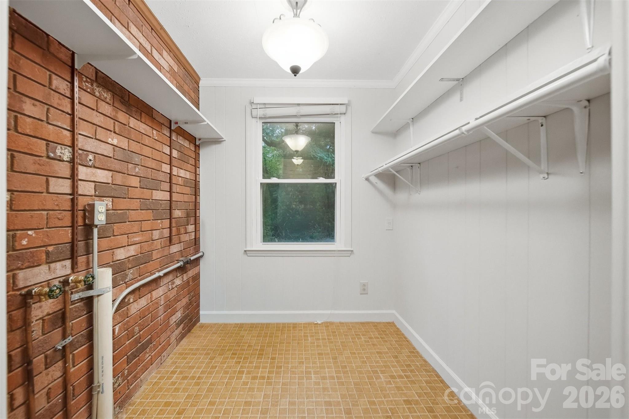 1085 19th Avenue Place NW — Hickory