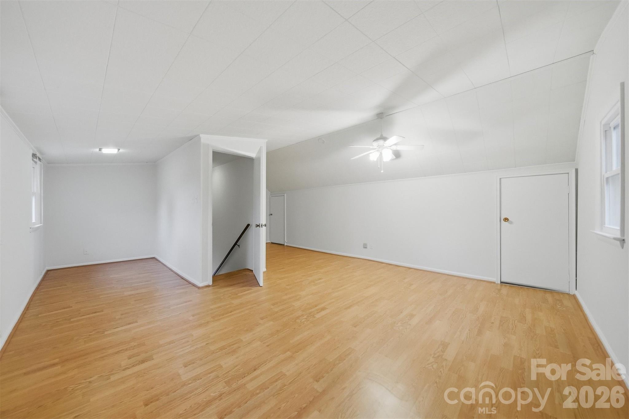 1085 19th Avenue Place NW — Hickory