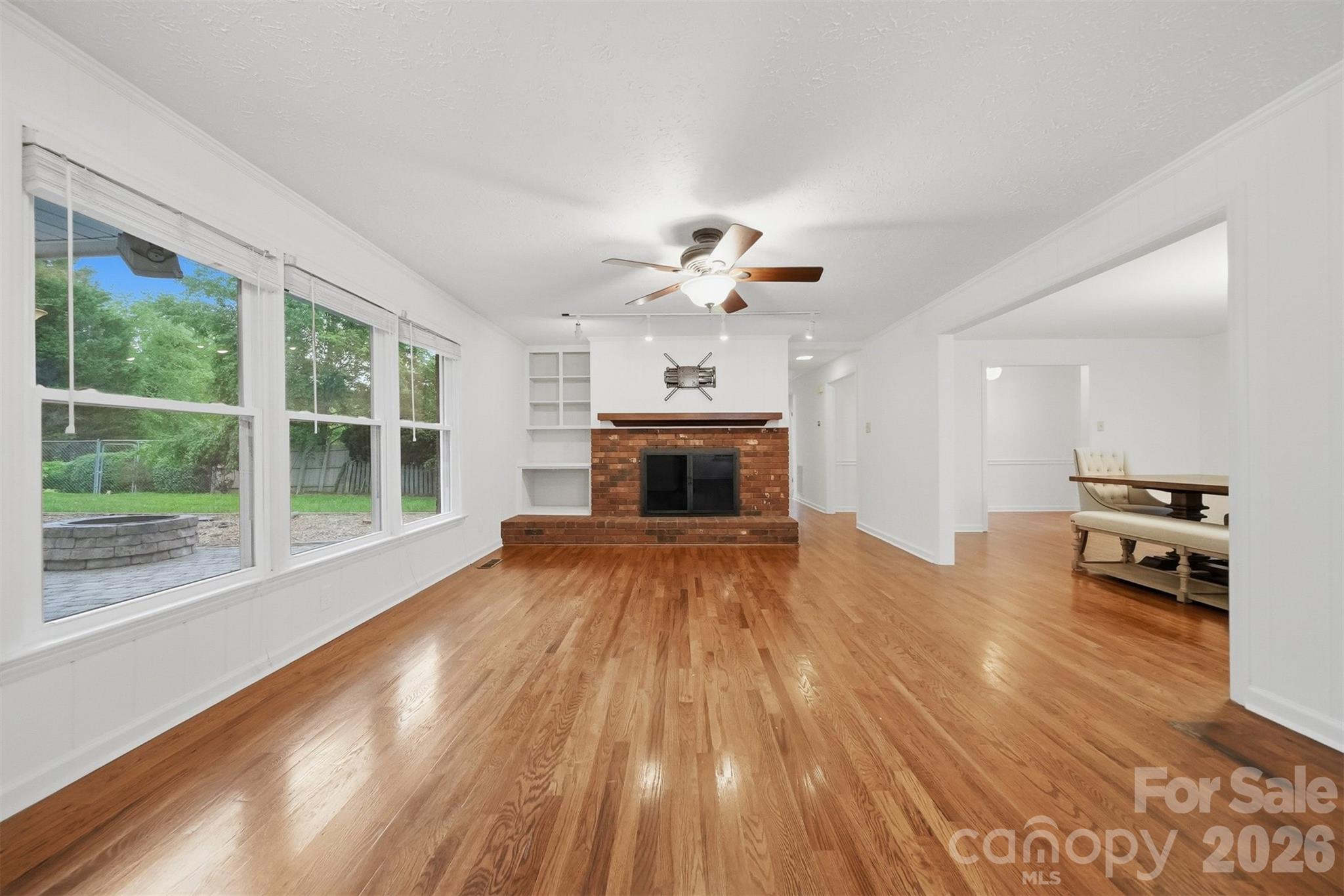 1085 19th Avenue Place NW — Hickory