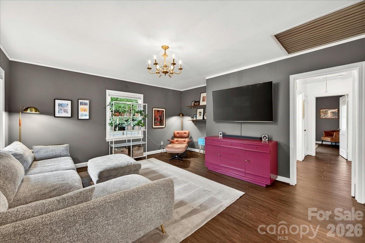 2225 Ashley Road — Charlotte