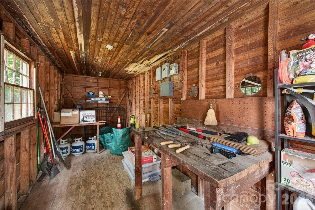 2225 Ashley Road — Charlotte