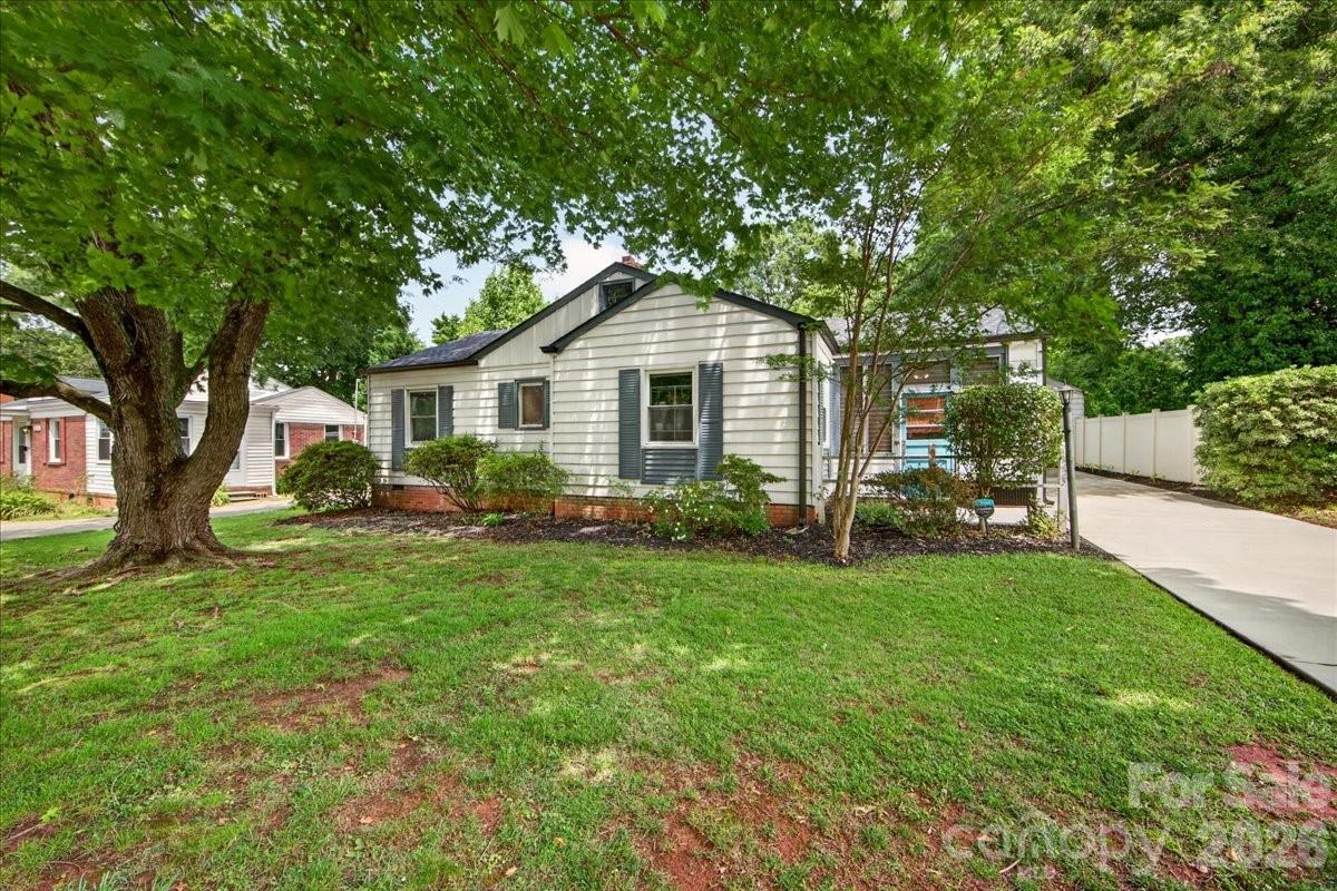 2225 Ashley Road — Charlotte