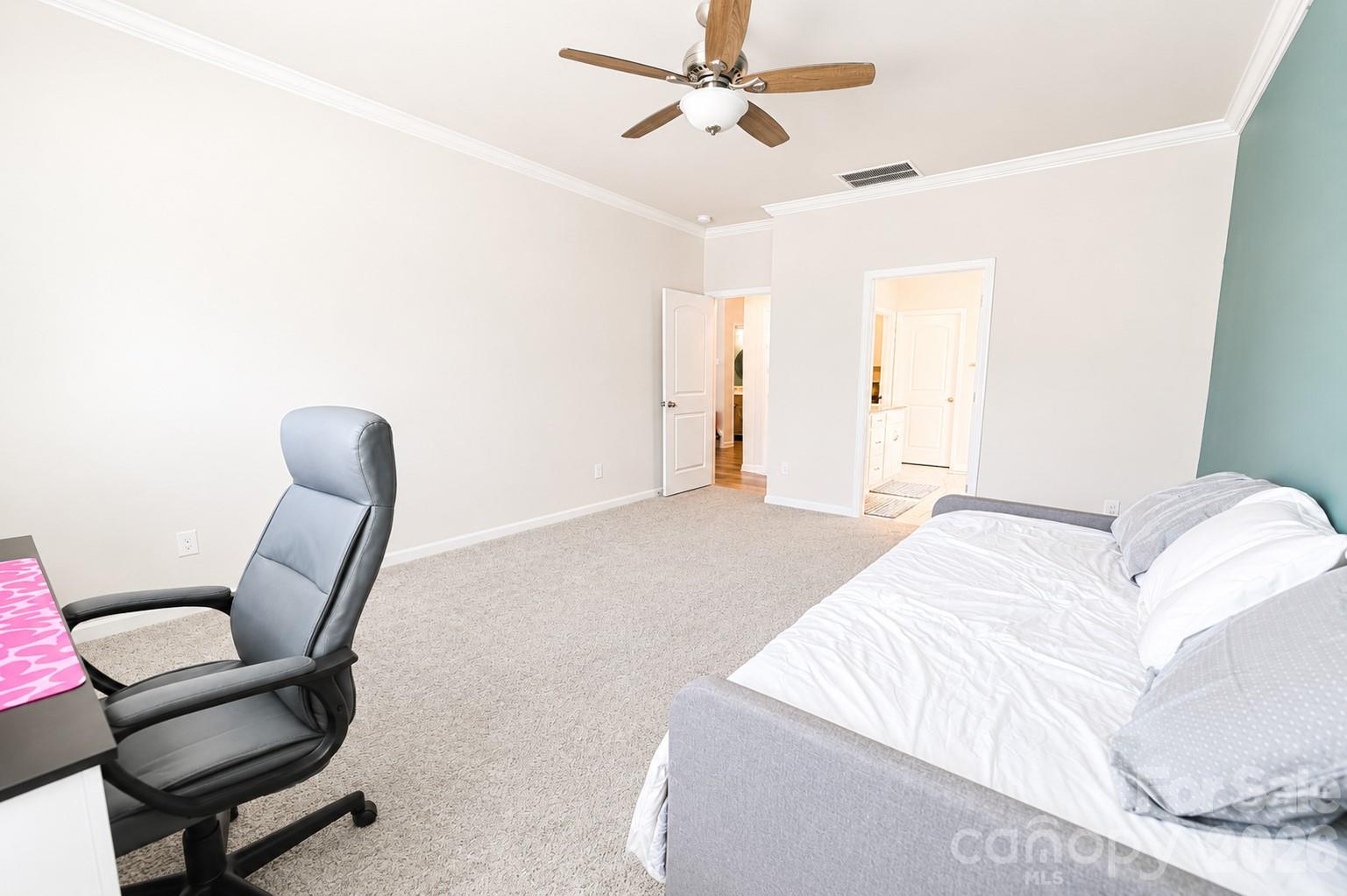 16033 Fieldstone Trace — Charlotte