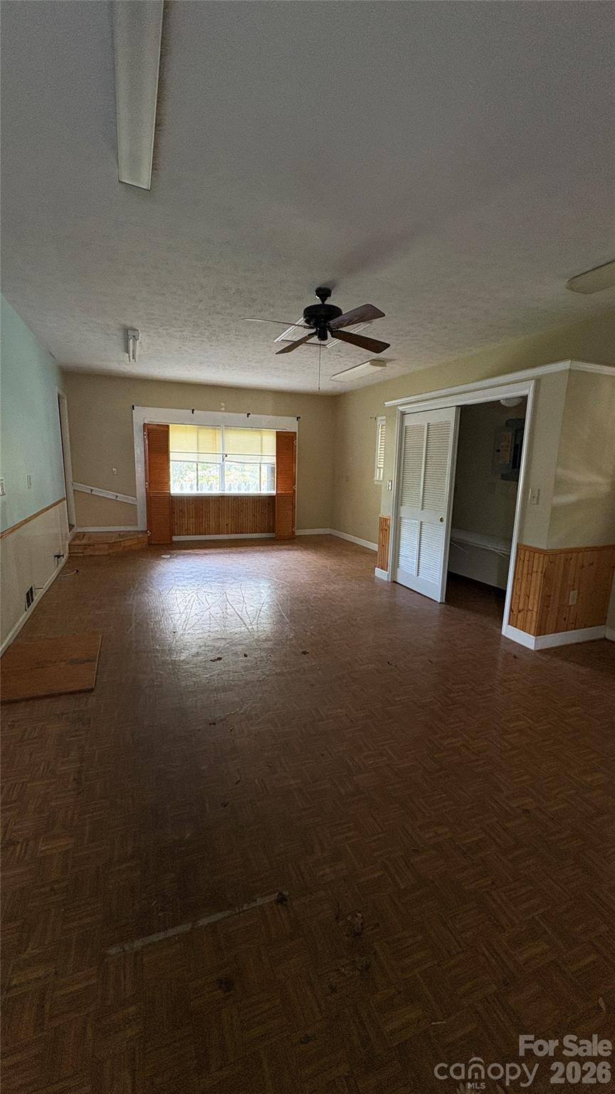 132 Haynes Street — Hendersonville