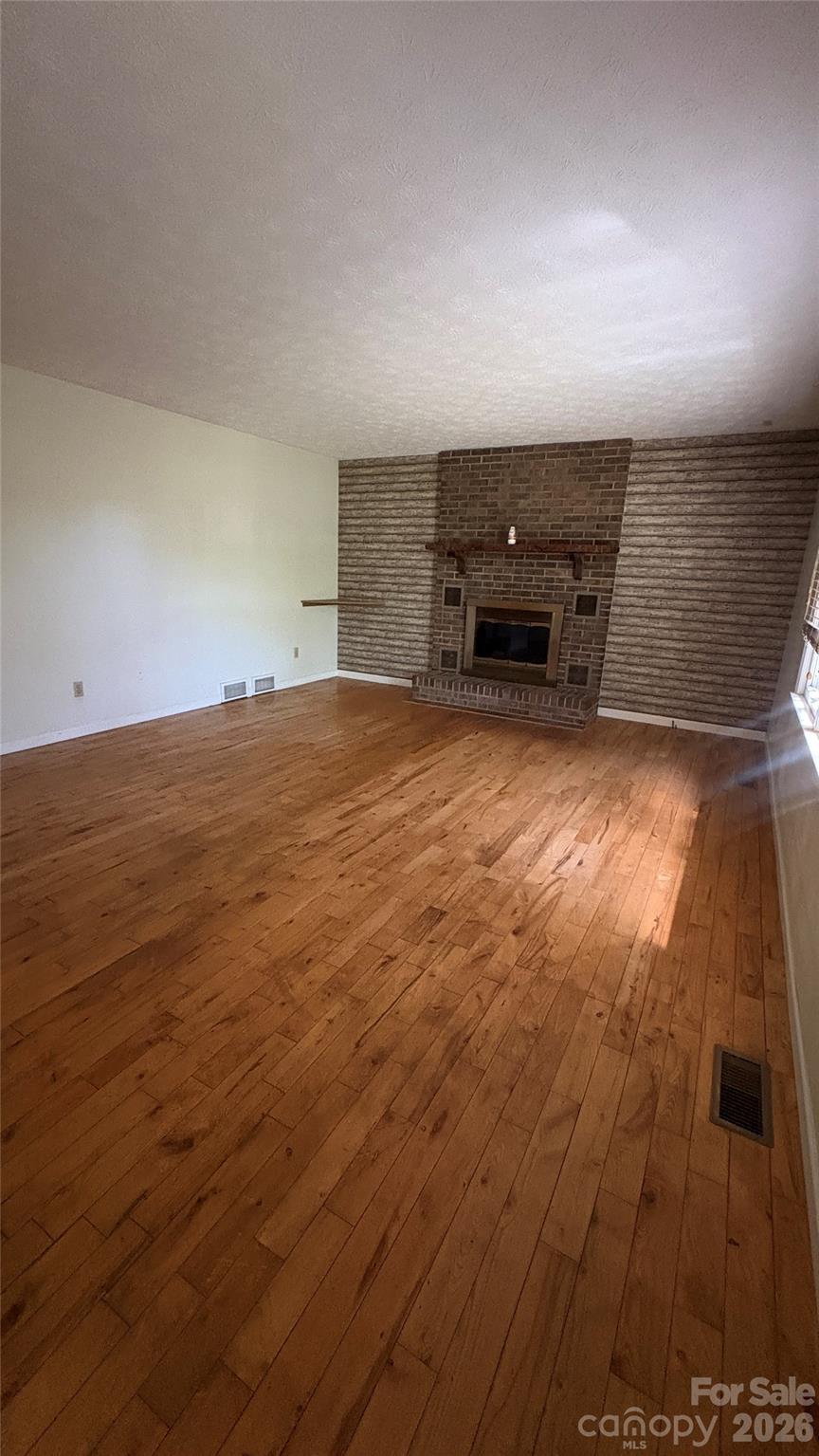132 Haynes Street — Hendersonville