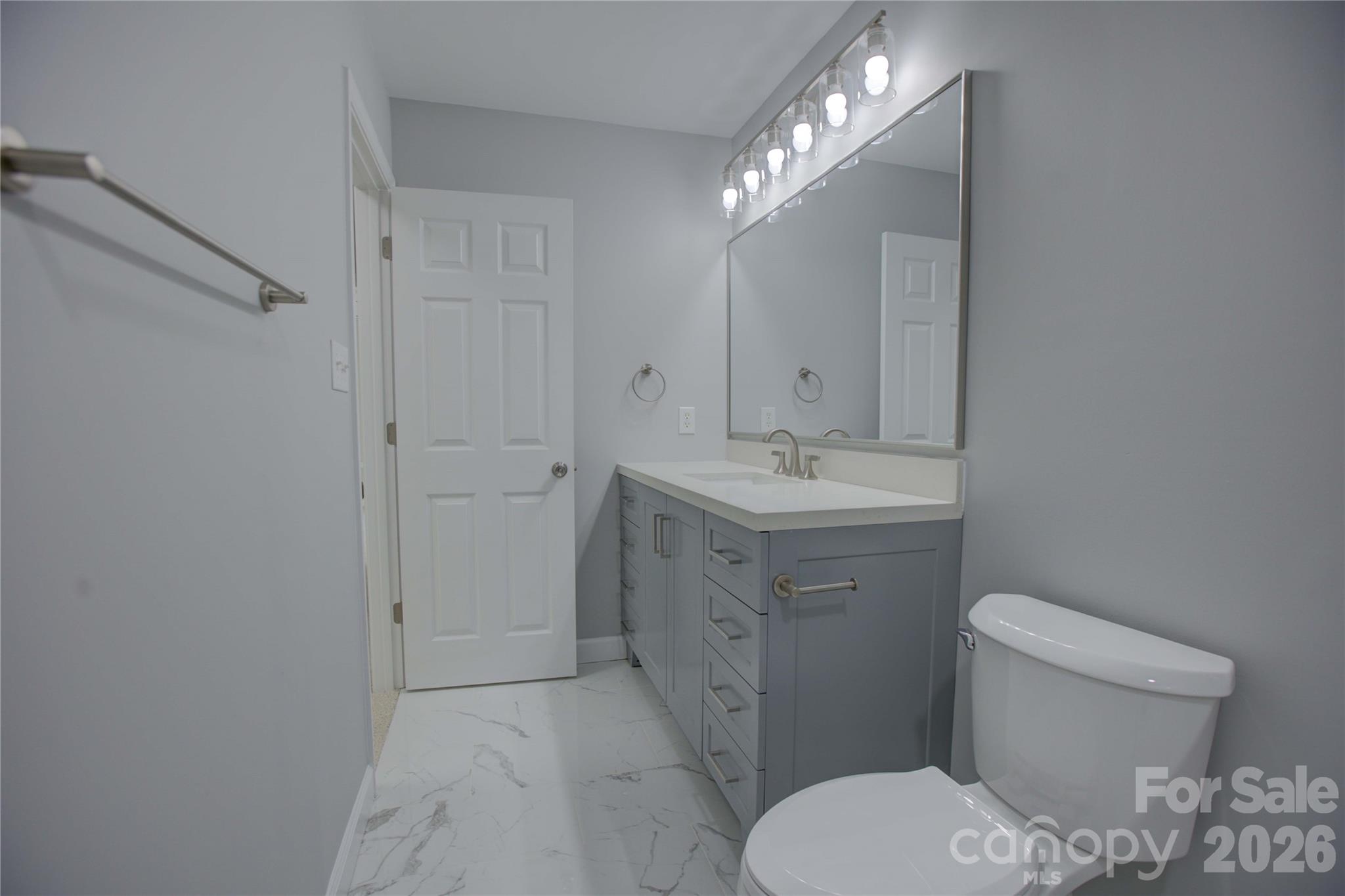 520 Grantham Lane — Charlotte