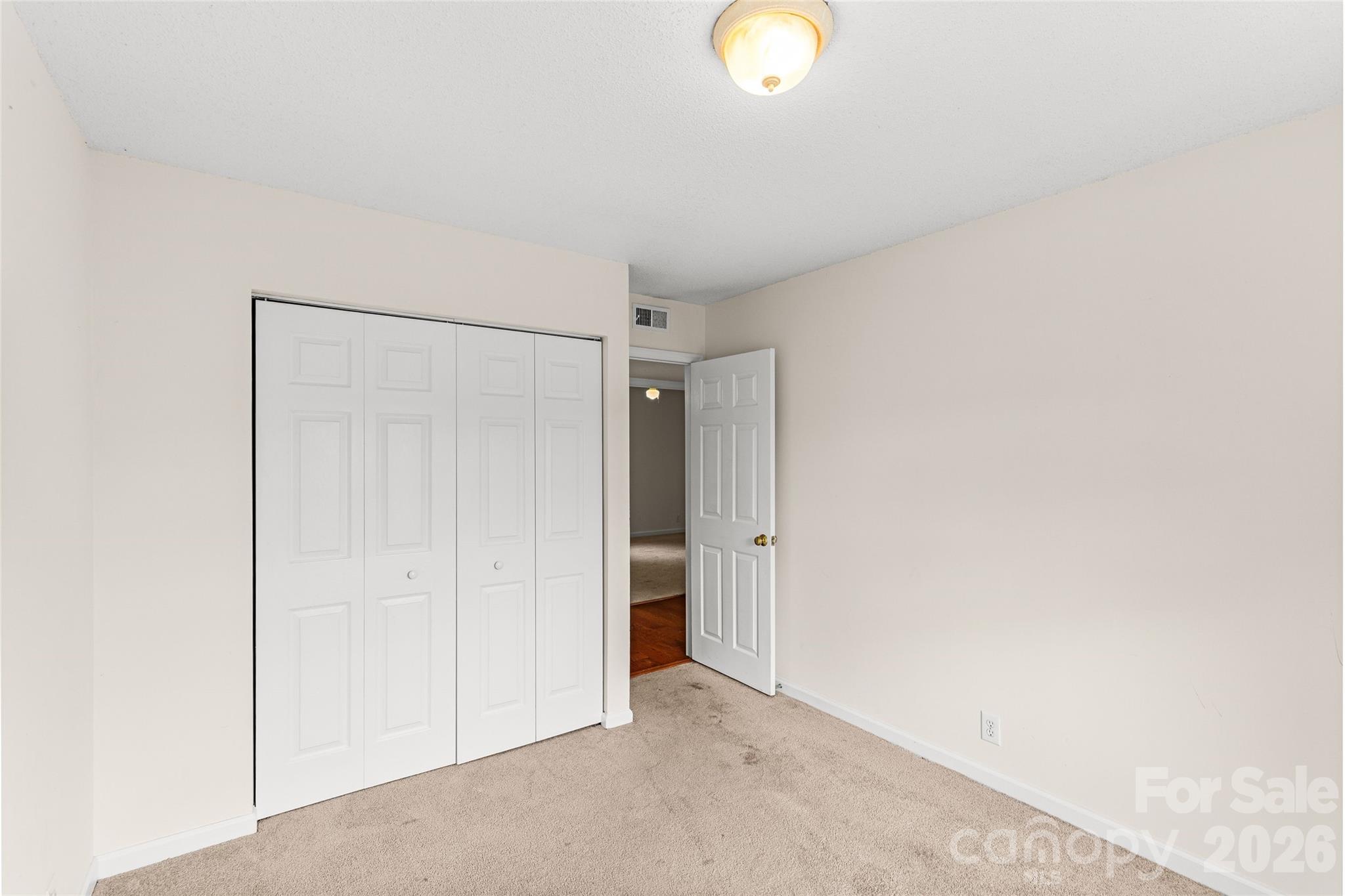 2632 Park Road #H — Charlotte