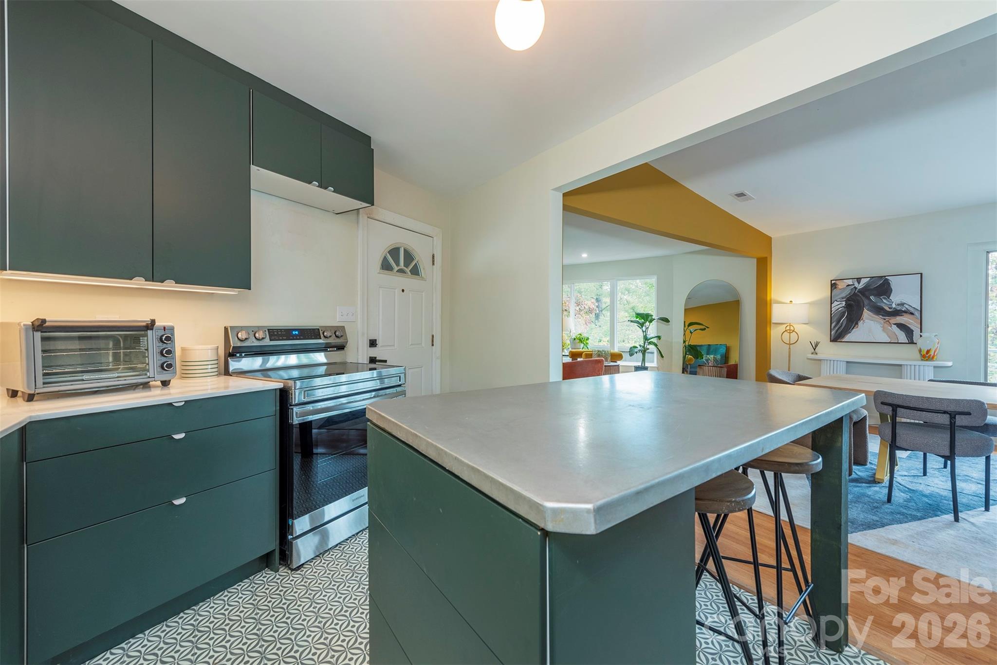 351 Windsor Road — Asheville