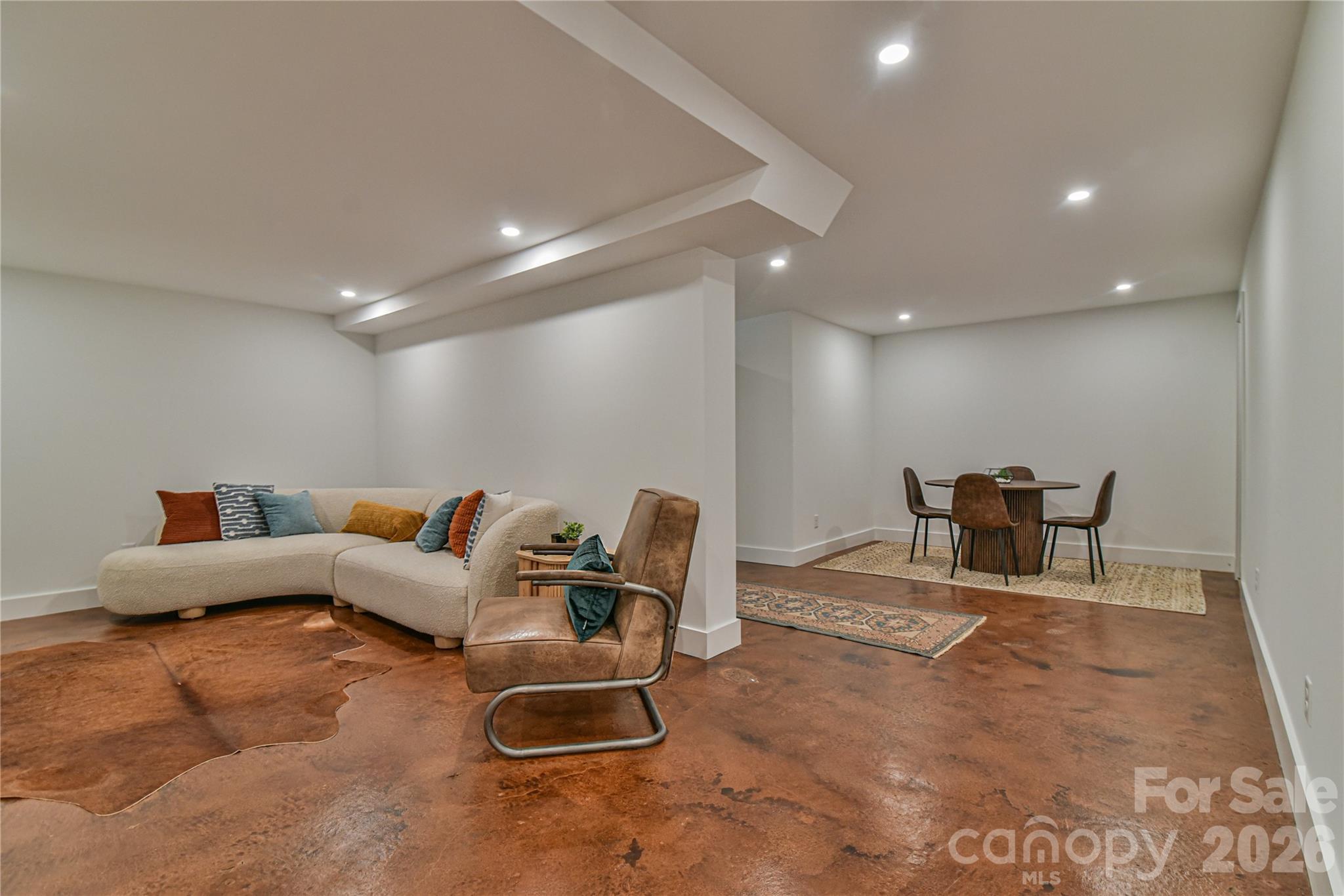 351 Windsor Road — Asheville
