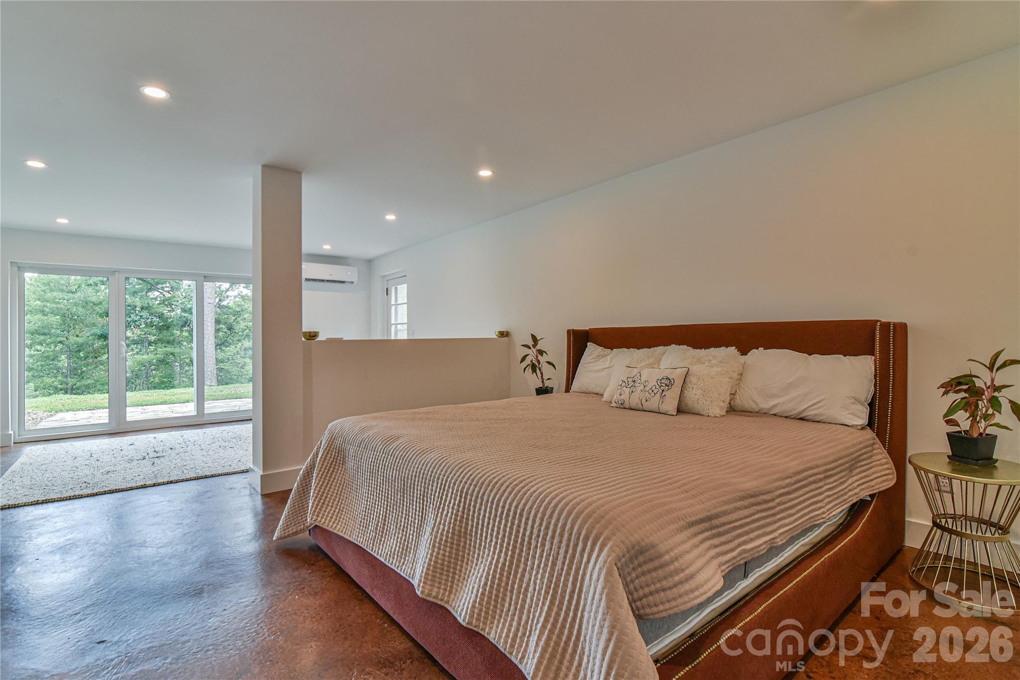 351 Windsor Road — Asheville