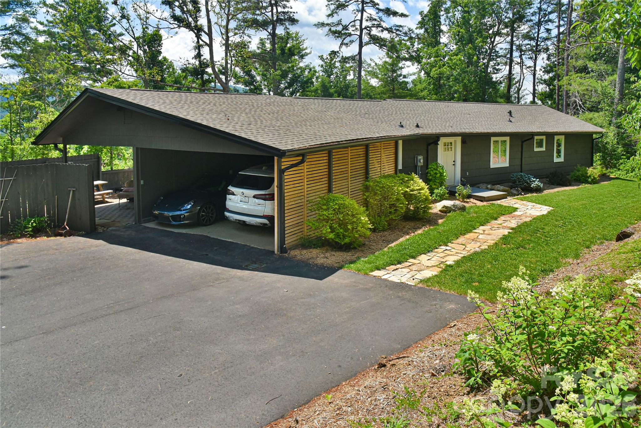 351 Windsor Road — Asheville