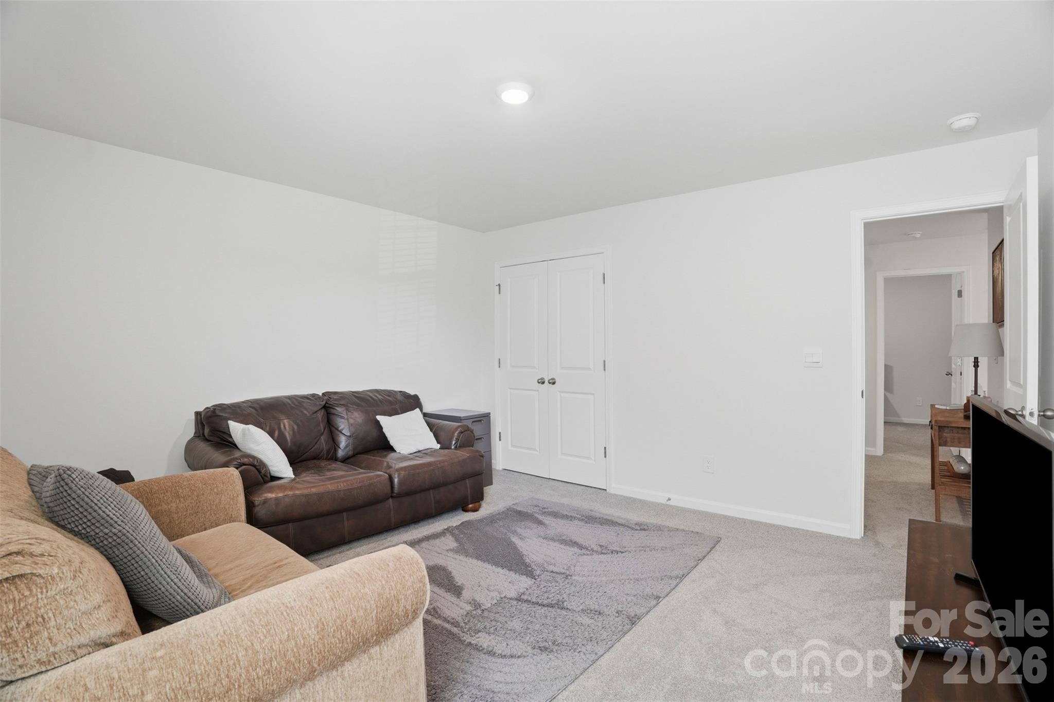1347 Mifflin Lane — Dallas