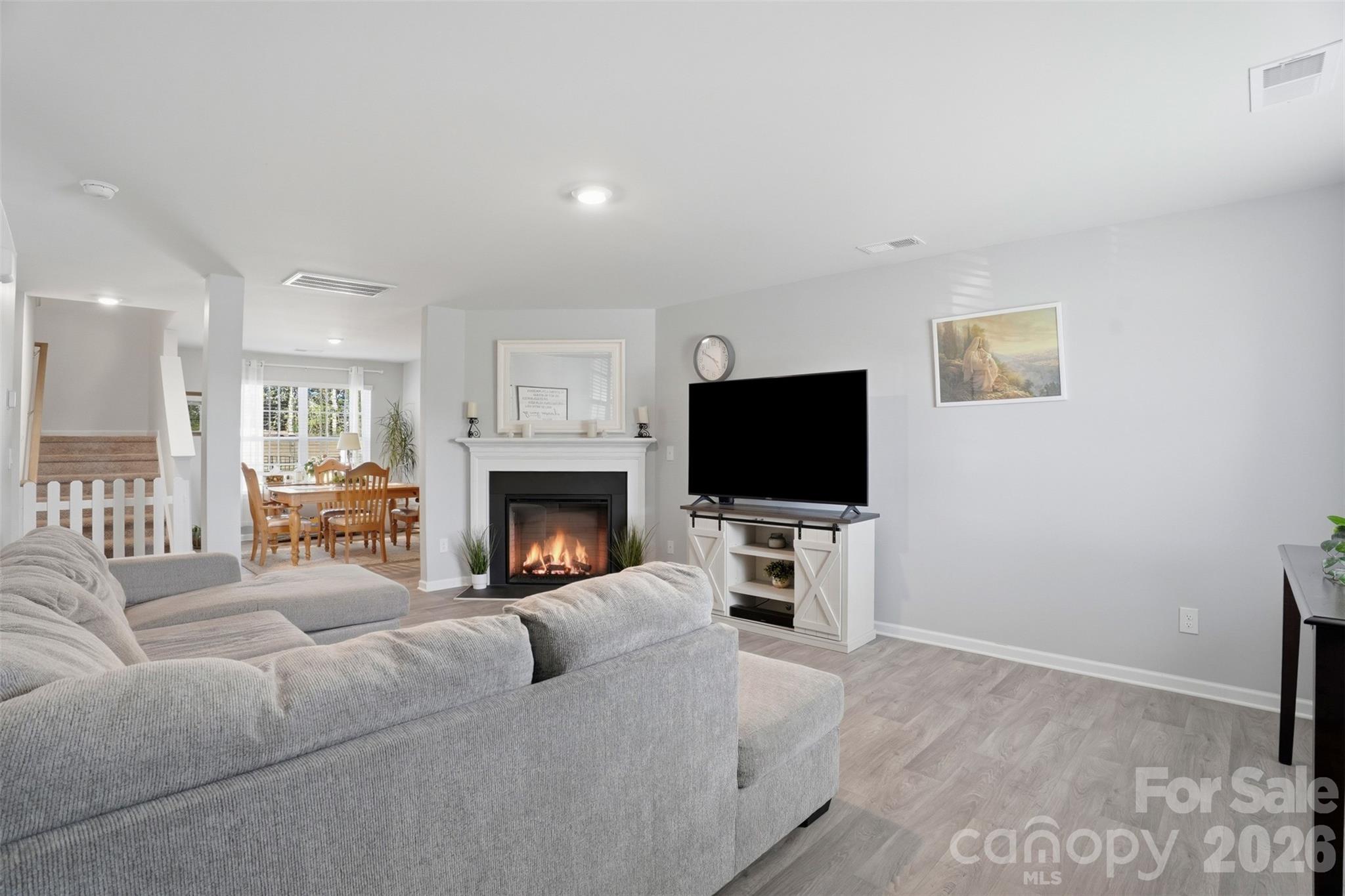 1347 Mifflin Lane — Dallas