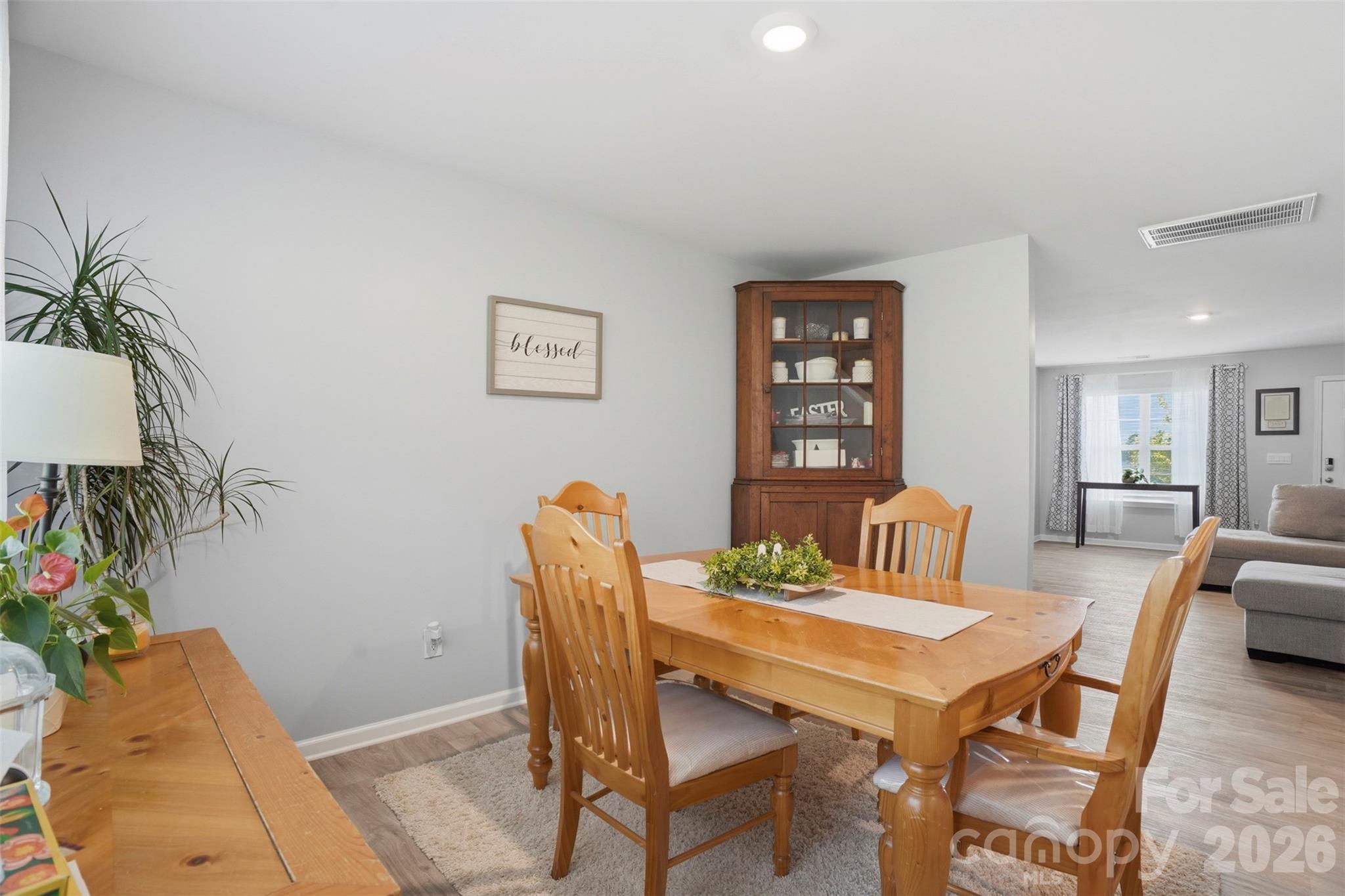 1347 Mifflin Lane — Dallas