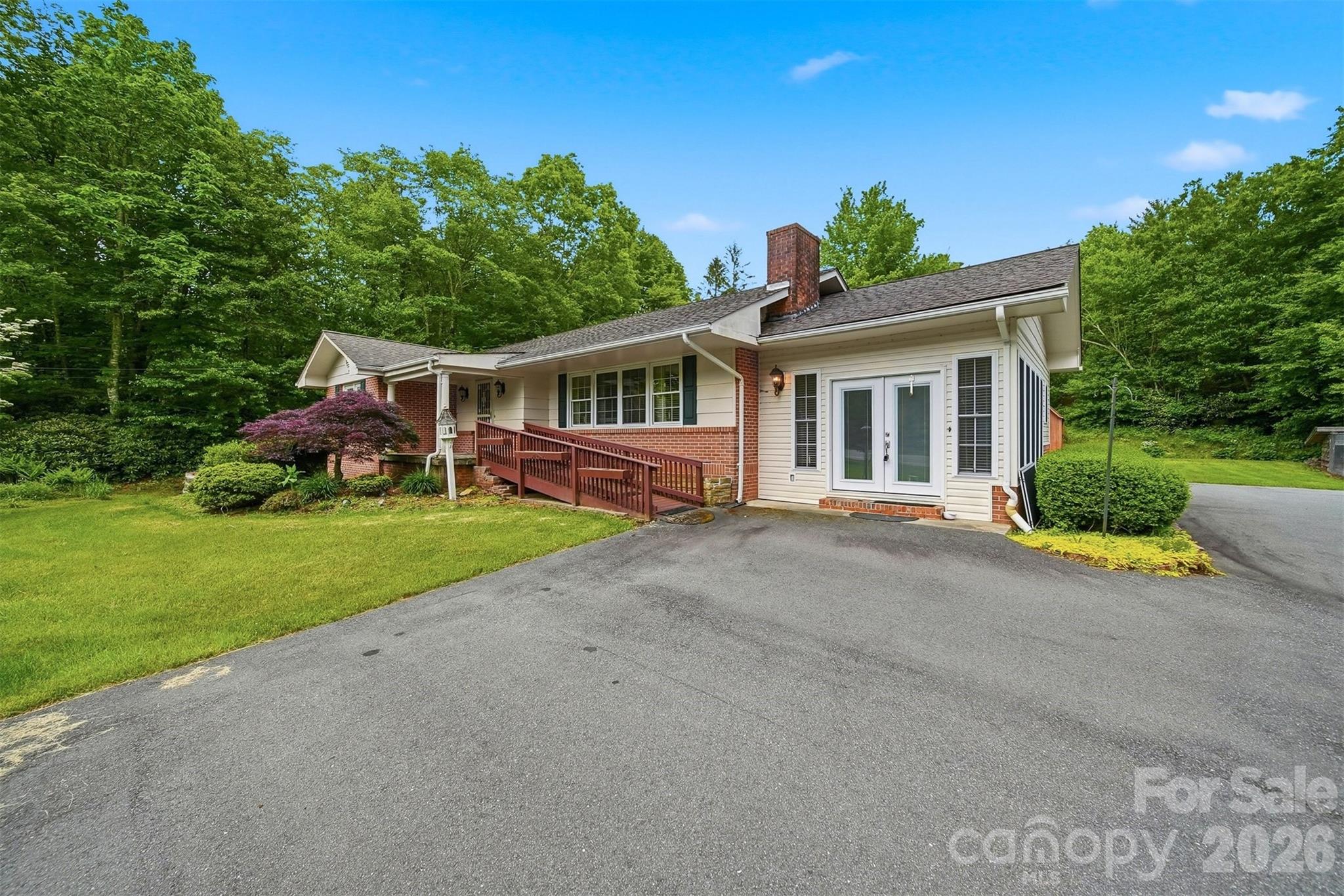 9121 NC 181 Highway — Newland