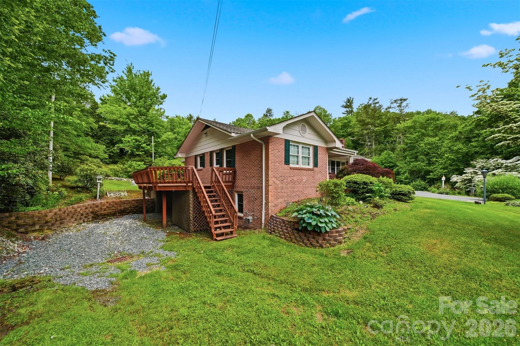 9121 NC 181 Highway — Newland