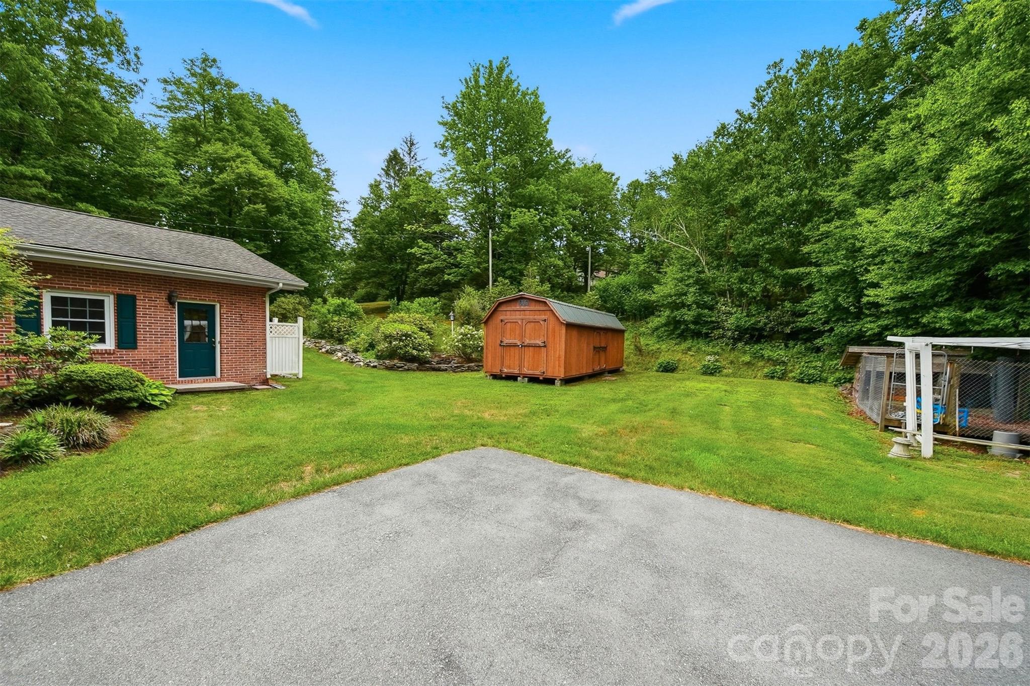9121 NC 181 Highway — Newland