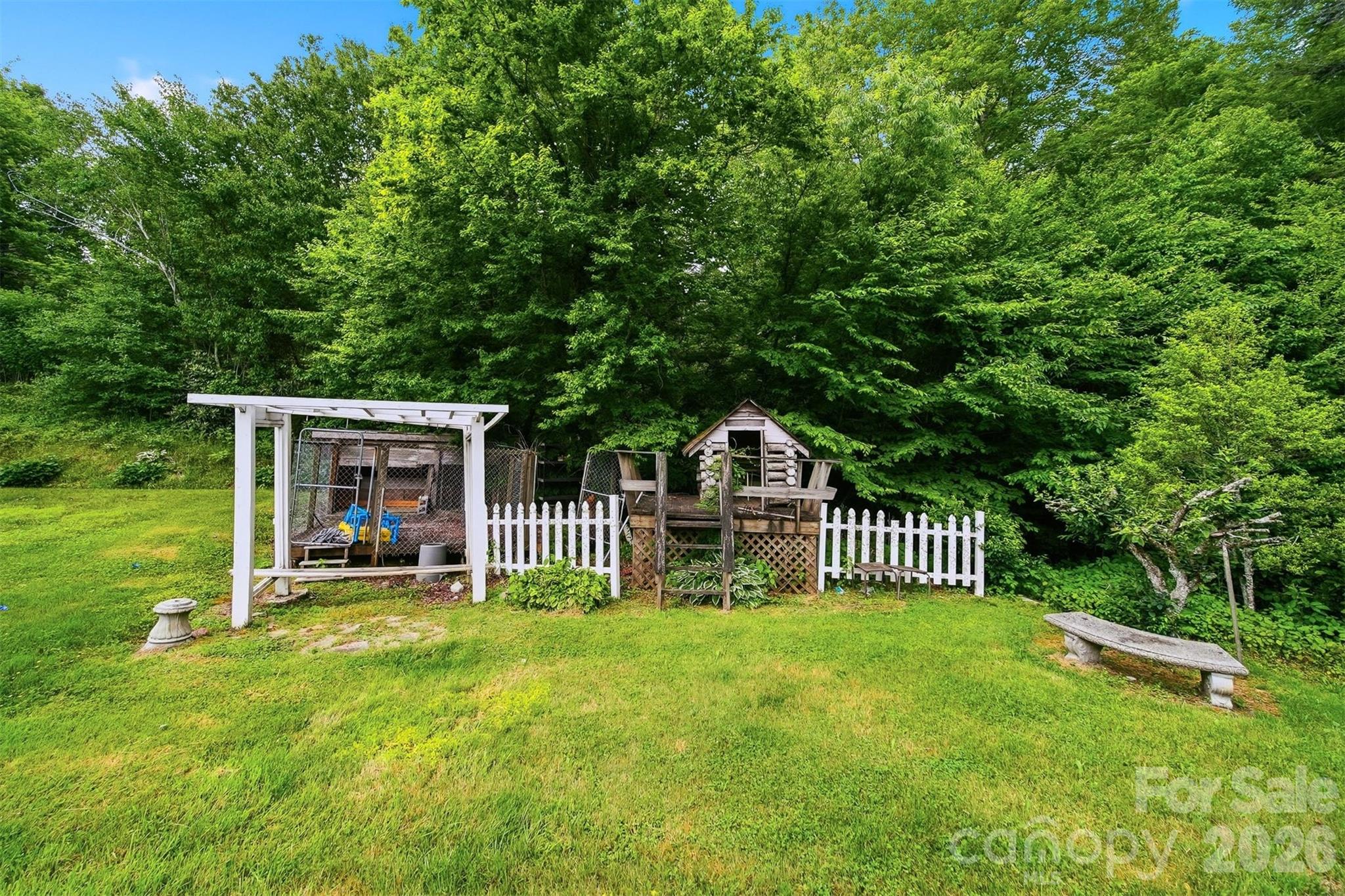 9121 NC 181 Highway — Newland