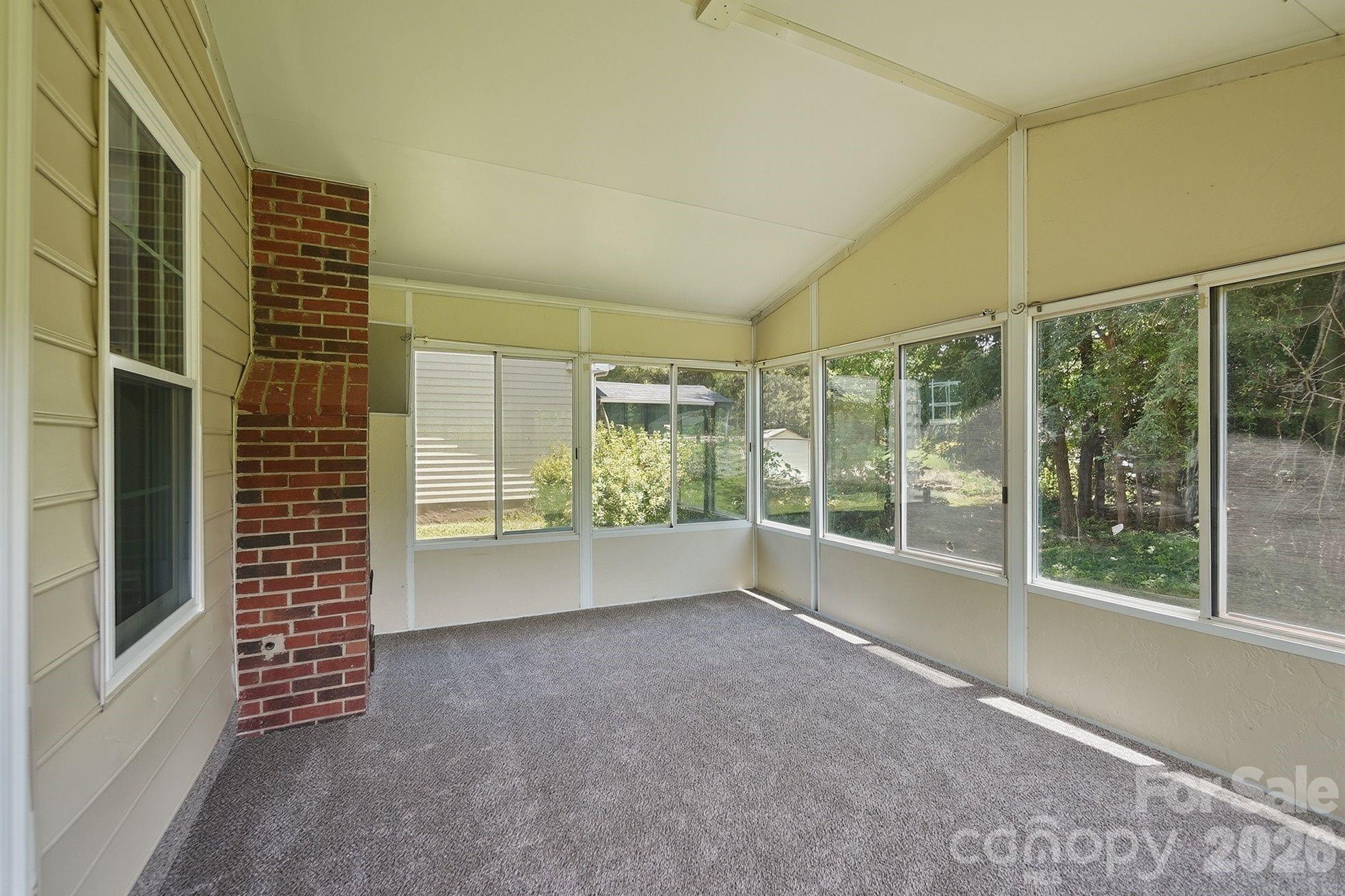 9021 Cedar Run Way — Charlotte
