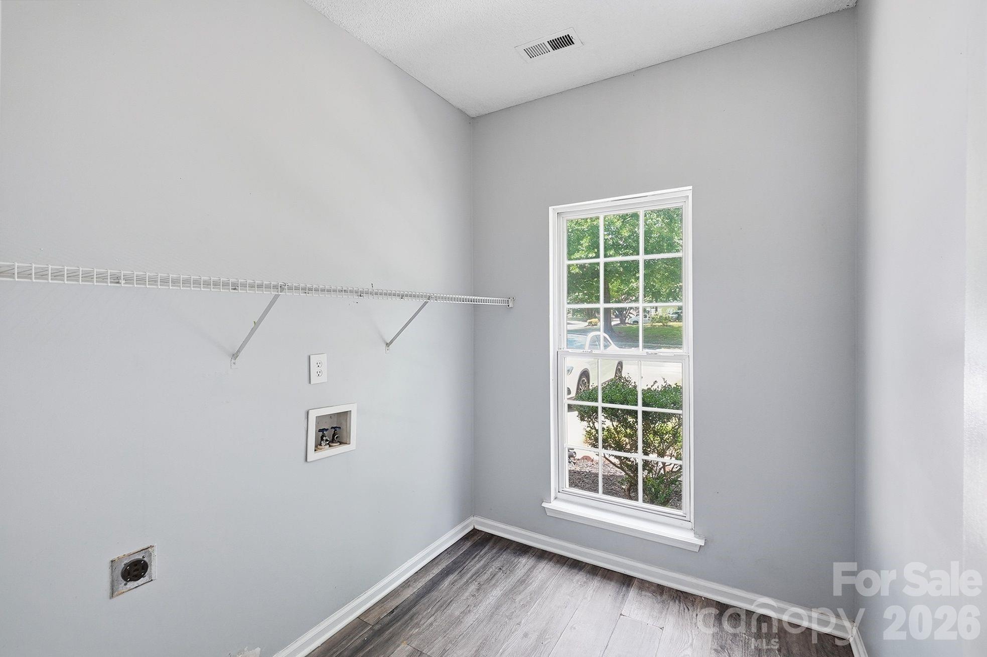9021 Cedar Run Way — Charlotte