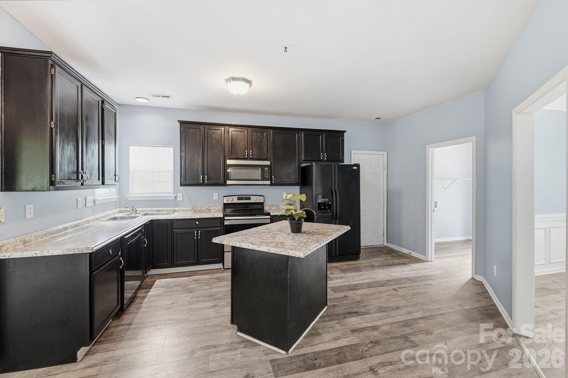 9021 Cedar Run Way — Charlotte