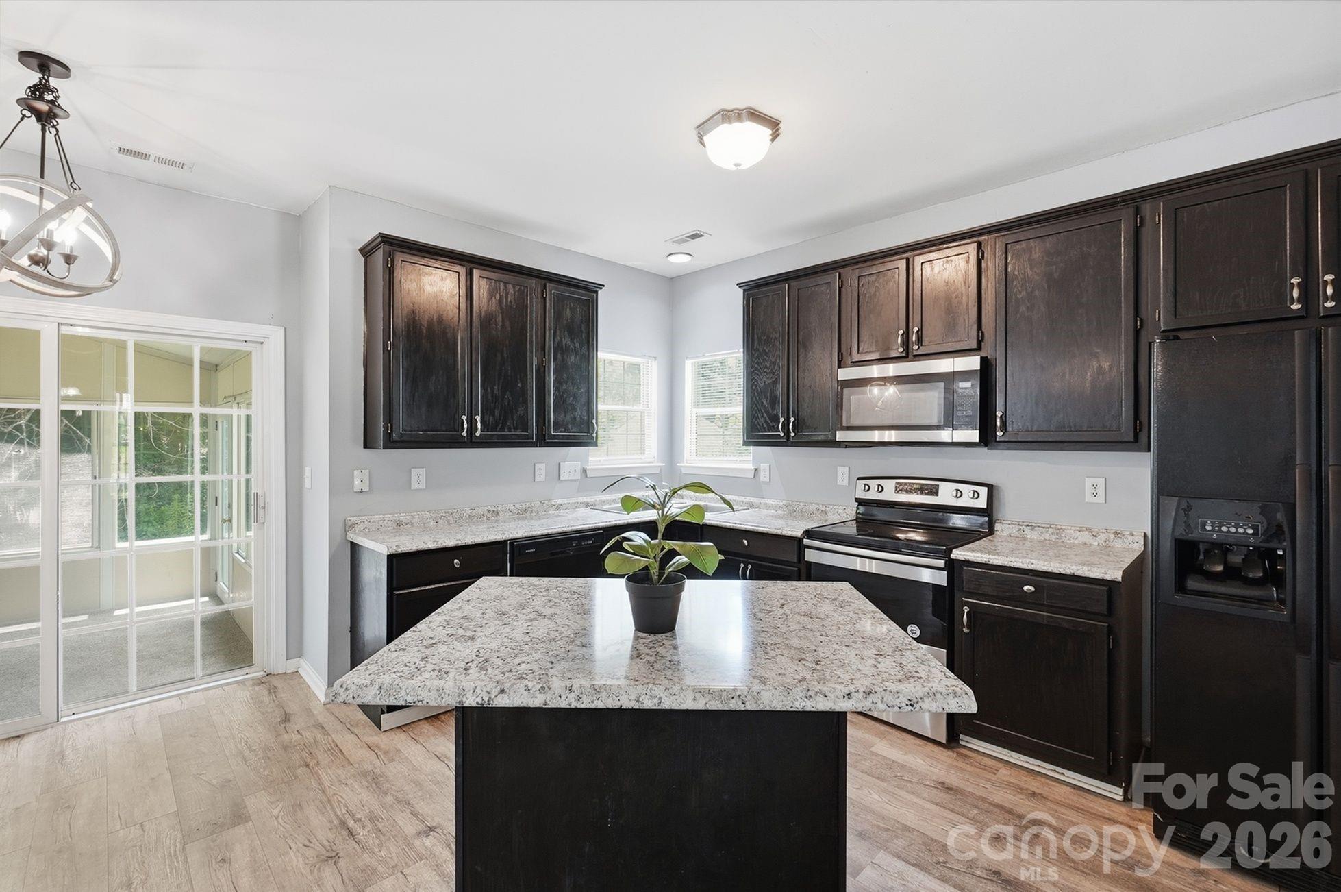 9021 Cedar Run Way — Charlotte
