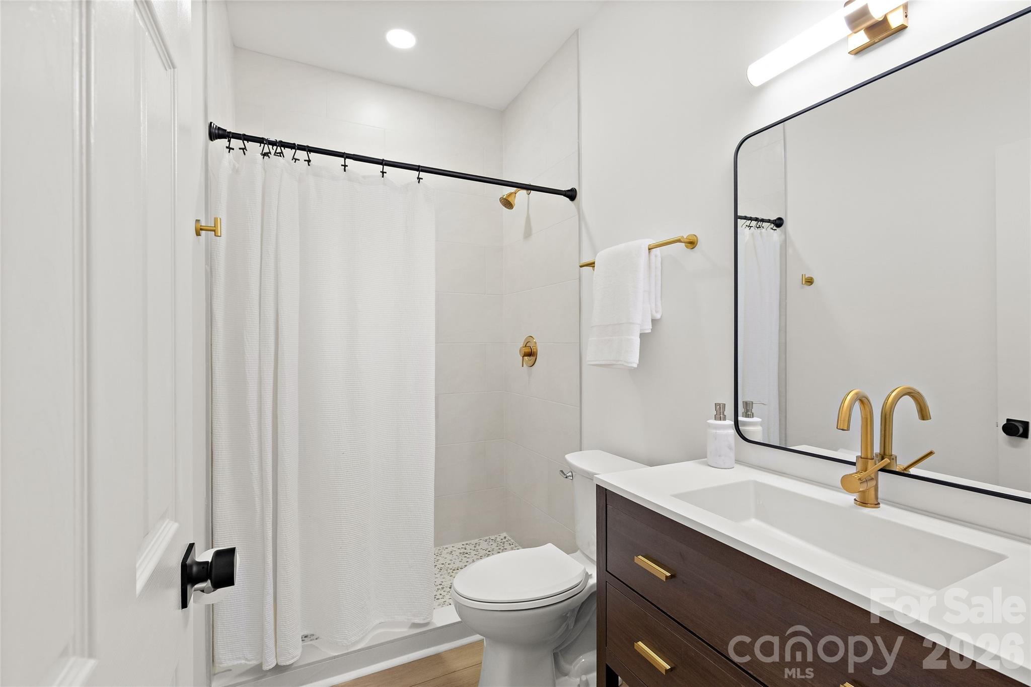 14724 Bridle Trace Lane — Pineville