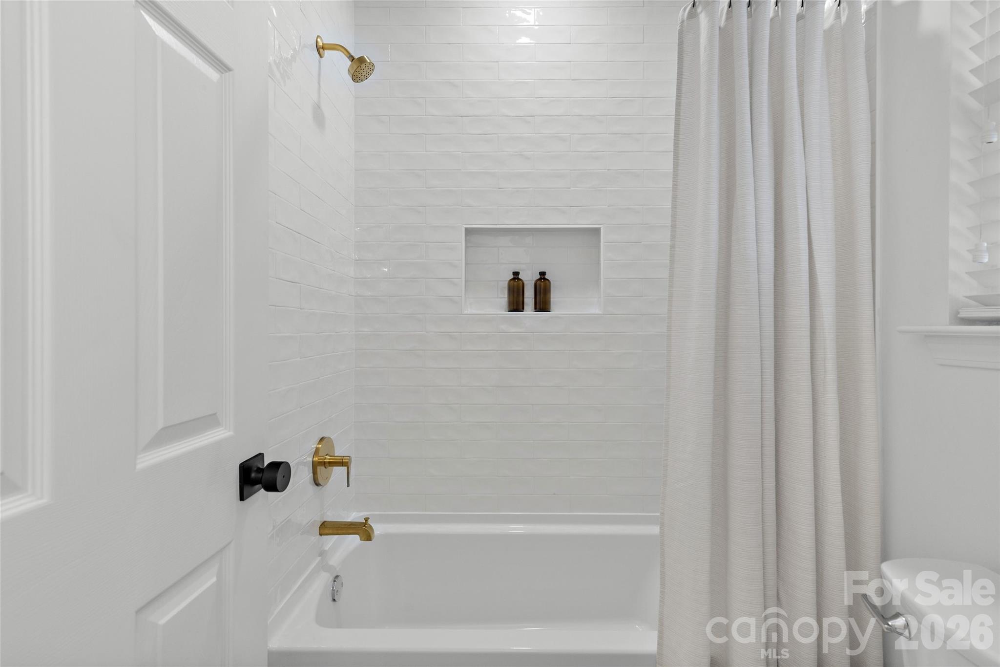 14724 Bridle Trace Lane — Pineville