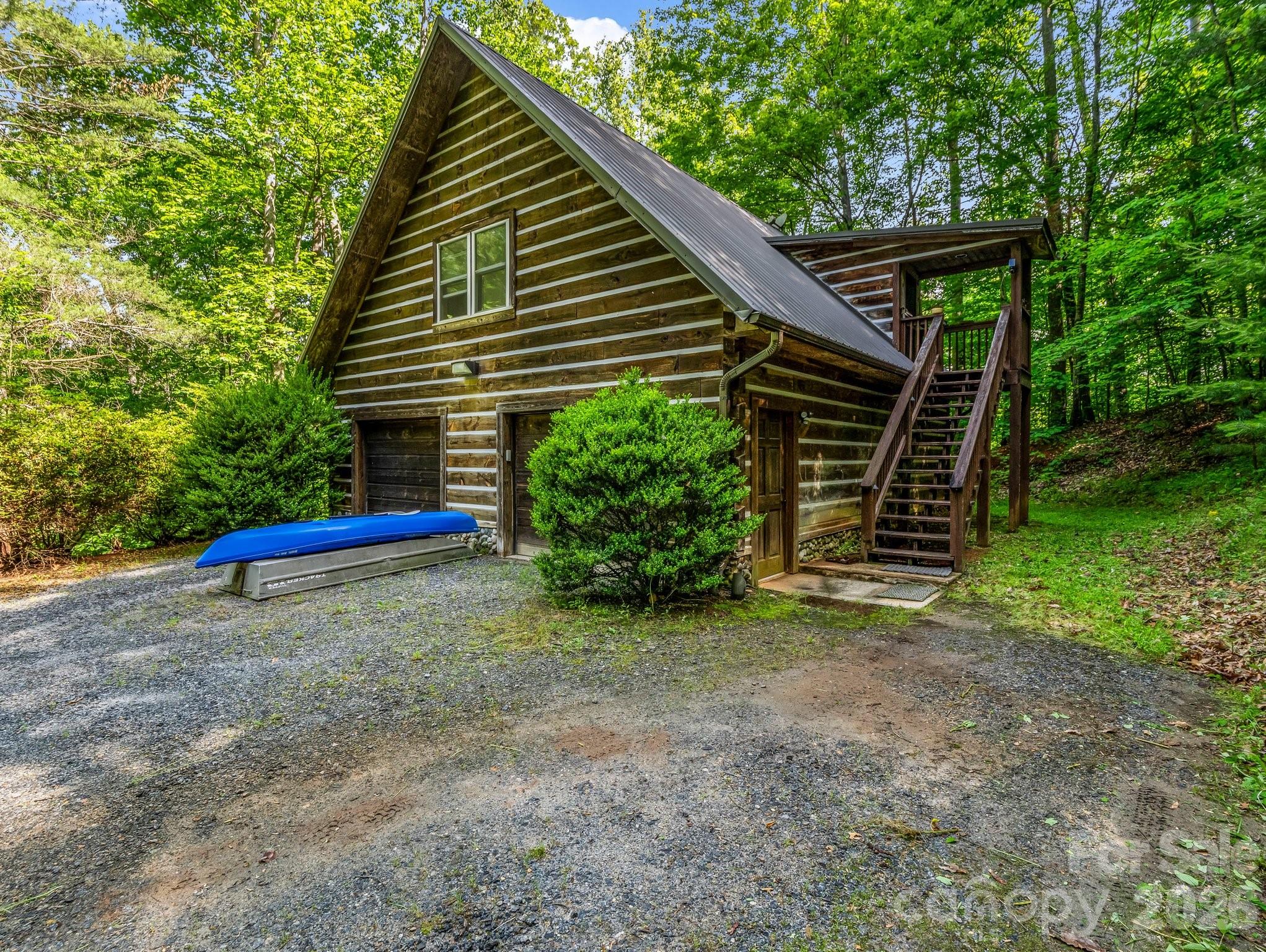 980 Mountain Forest Drive — Union Mills