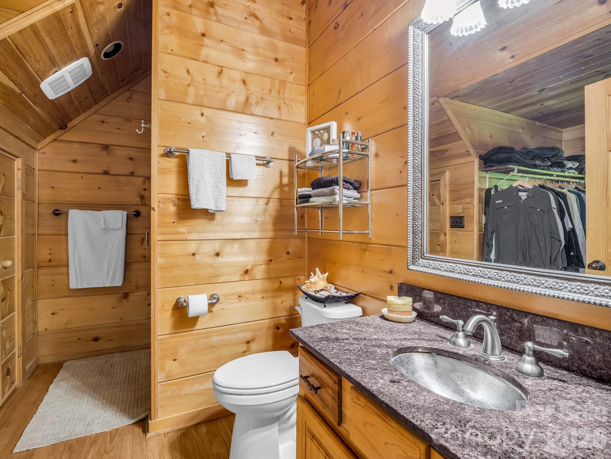 980 Mountain Forest Drive — Union Mills