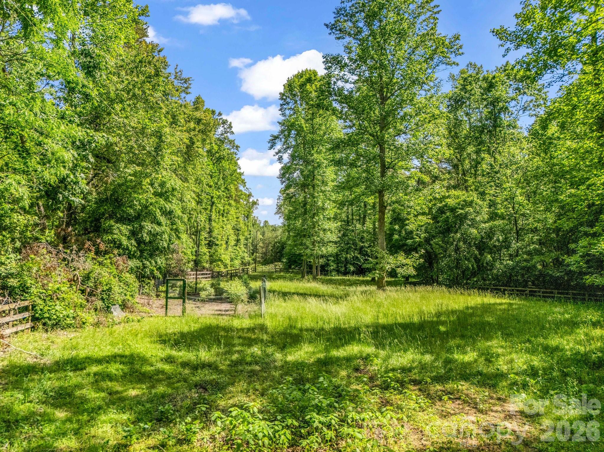 980 Mountain Forest Drive — Union Mills