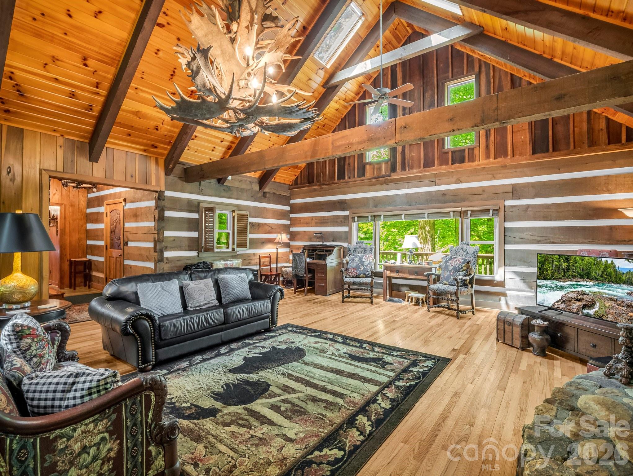 980 Mountain Forest Drive — Union Mills