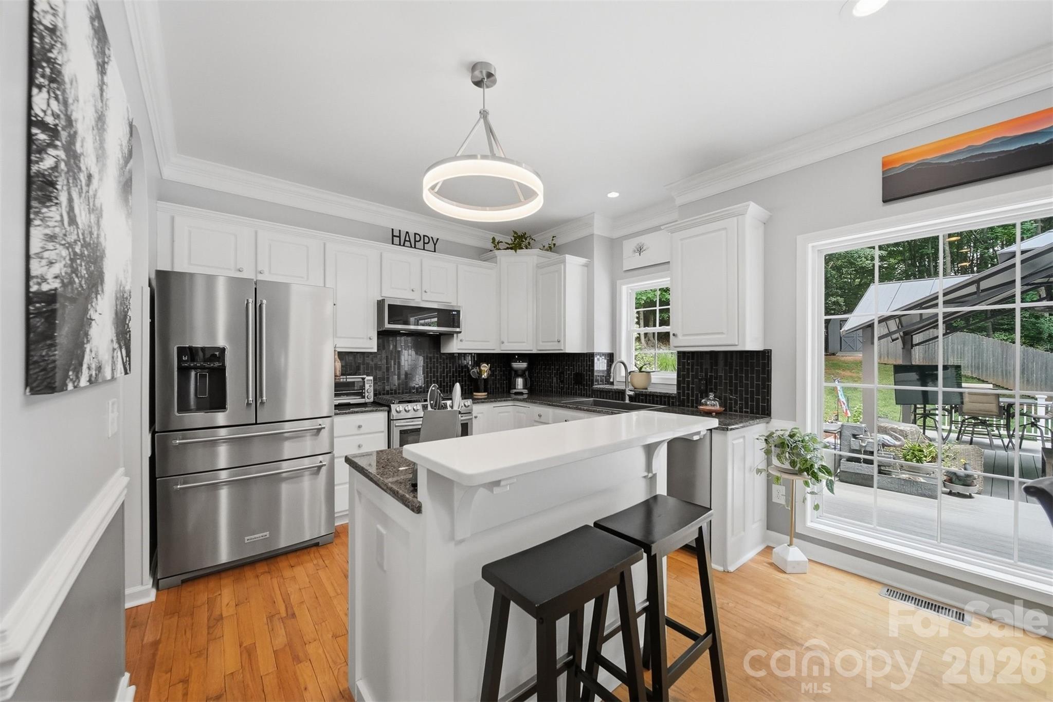 5780 Crown Terrace — Hickory