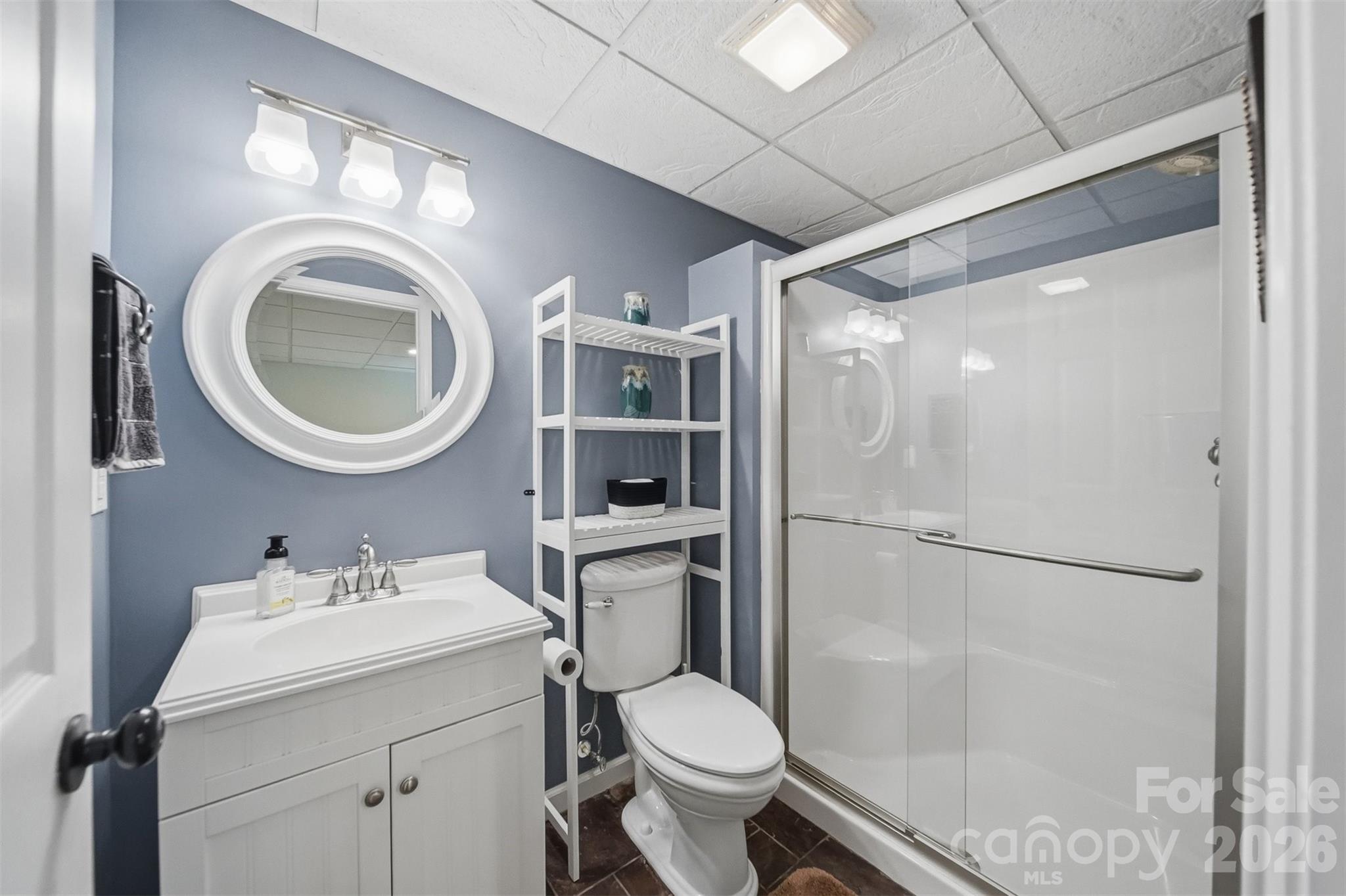 5780 Crown Terrace — Hickory