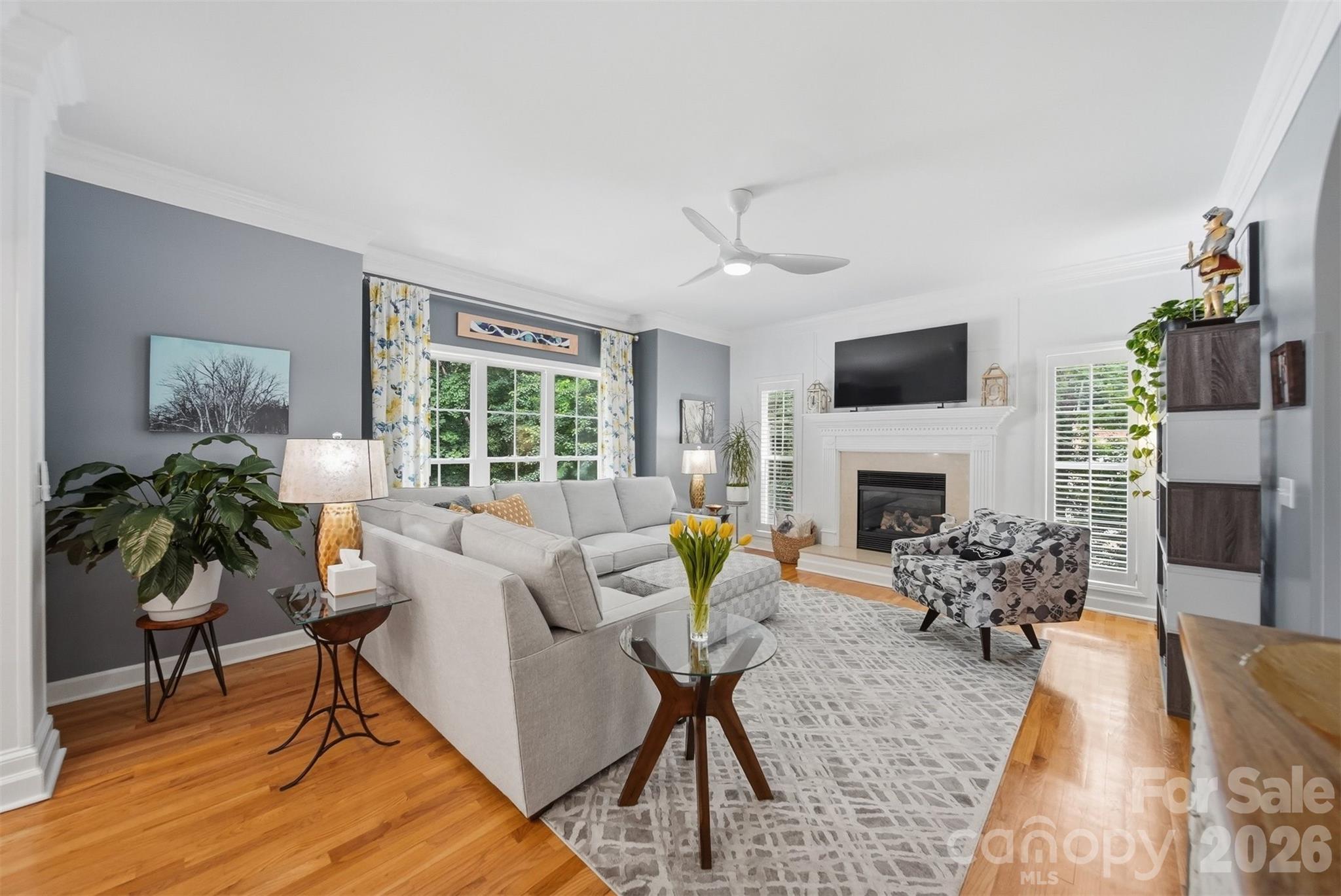 5780 Crown Terrace — Hickory