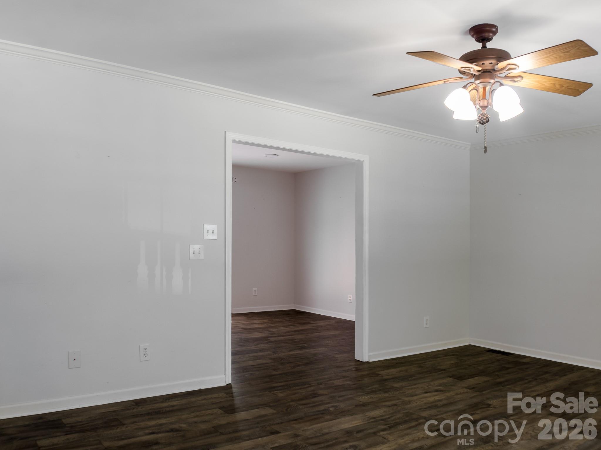 305 Imperial Way — Albemarle