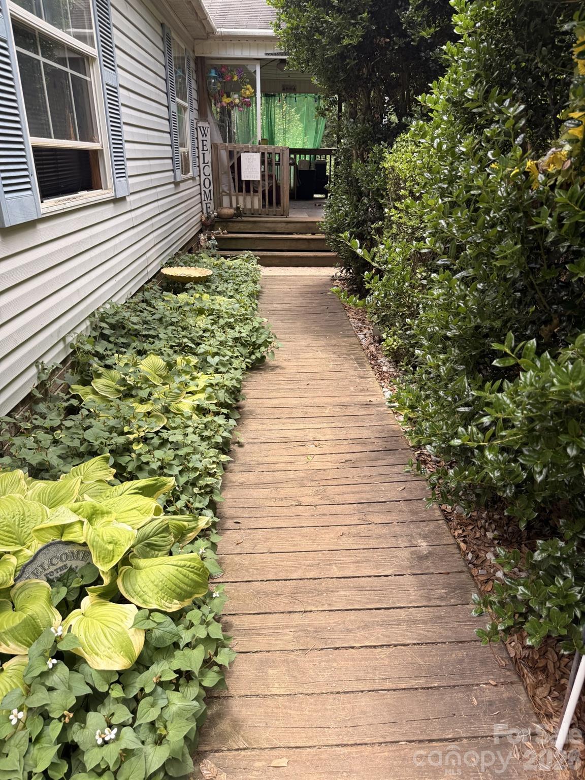 115 Stampede Drive — Statesville