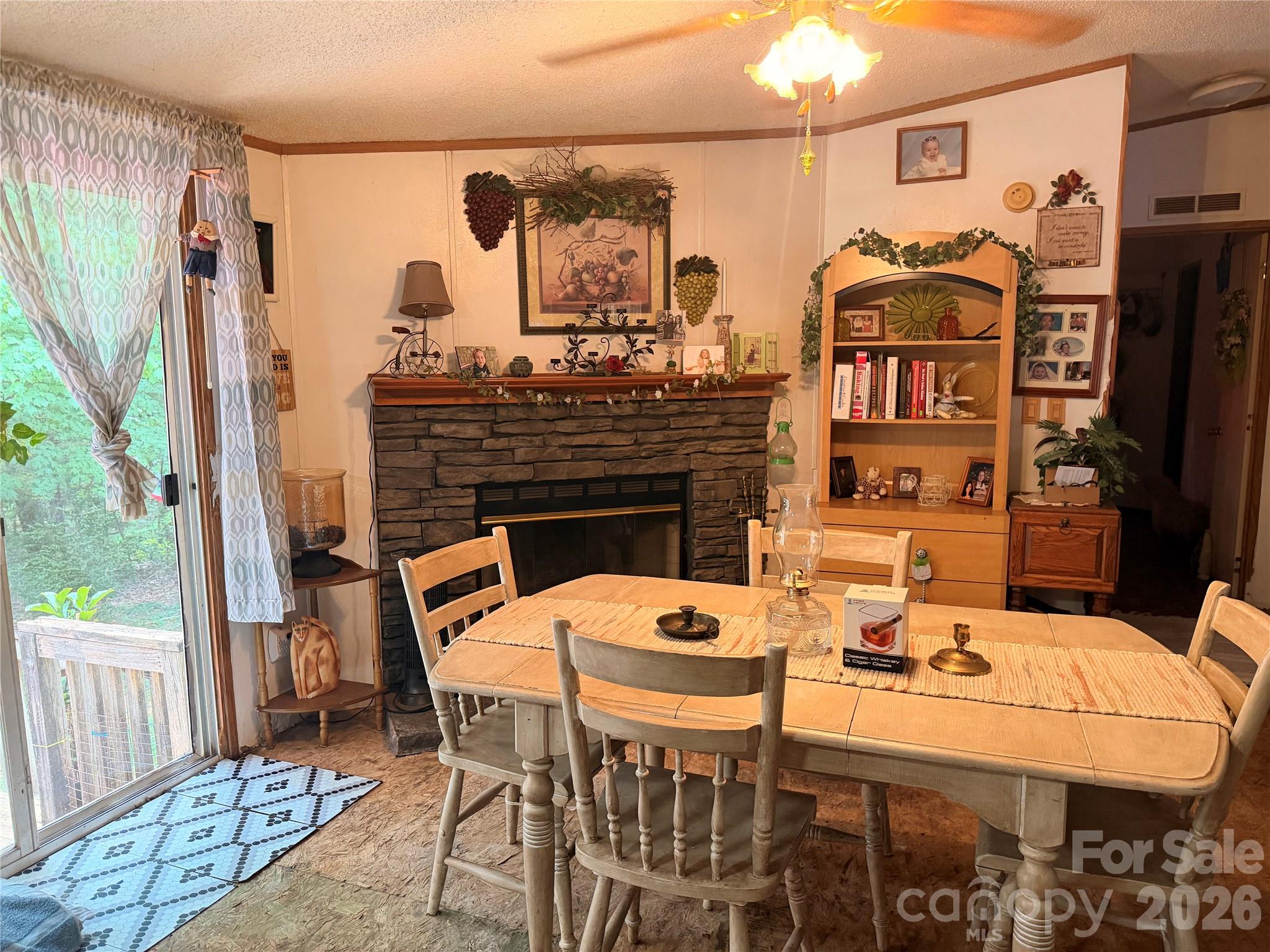 115 Stampede Drive — Statesville