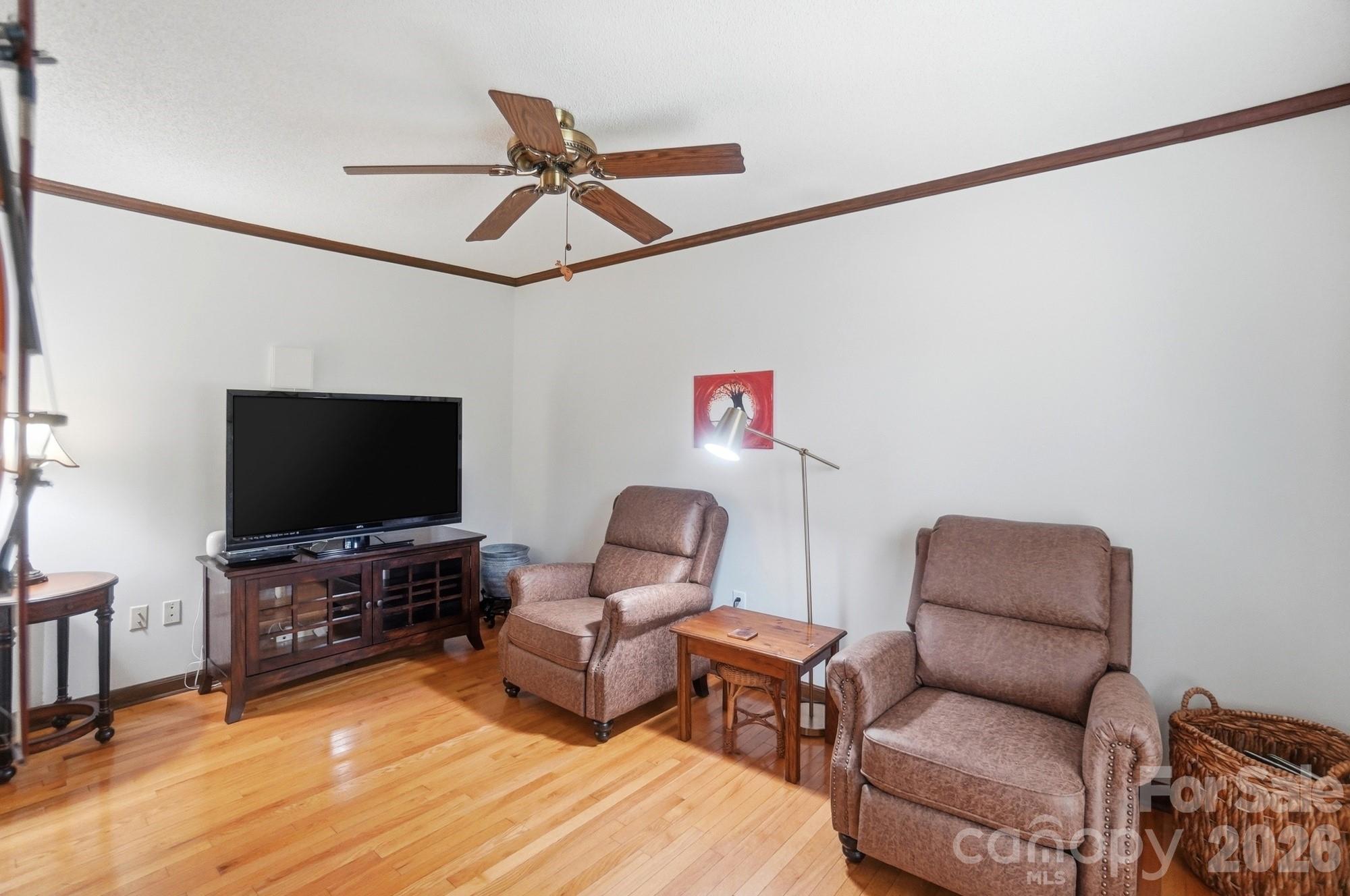 804 Mcgregor Drive NE — Concord