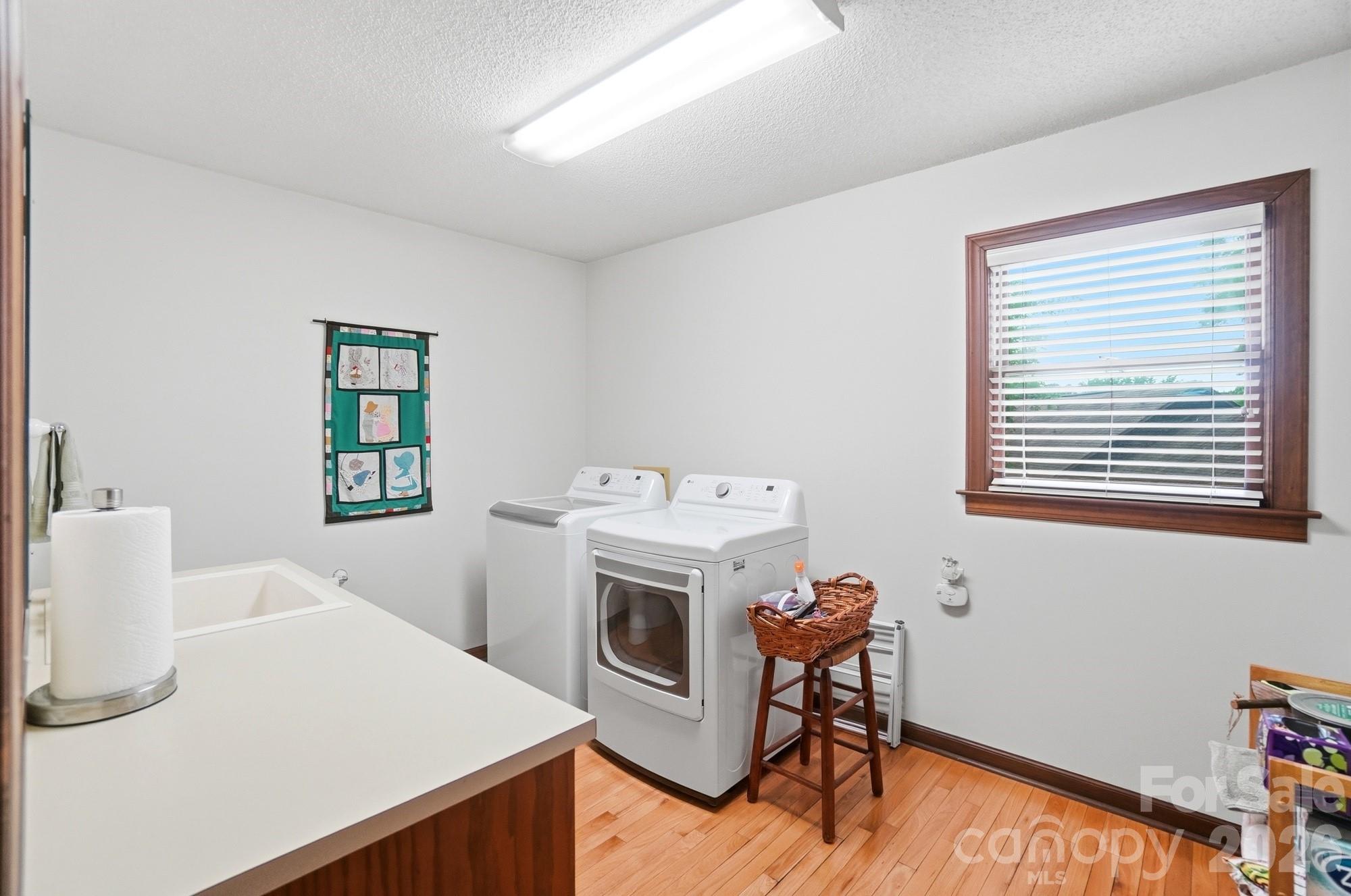 804 Mcgregor Drive NE — Concord