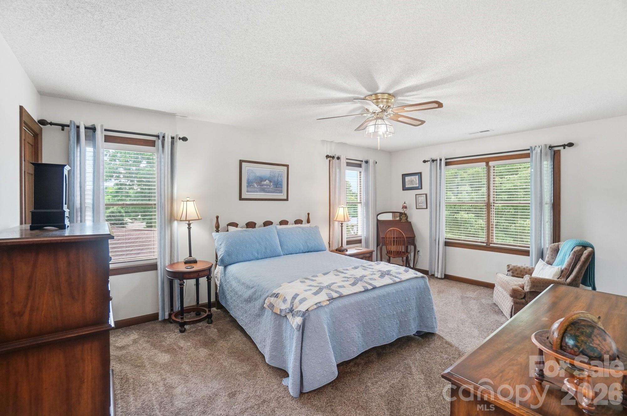 804 Mcgregor Drive NE — Concord