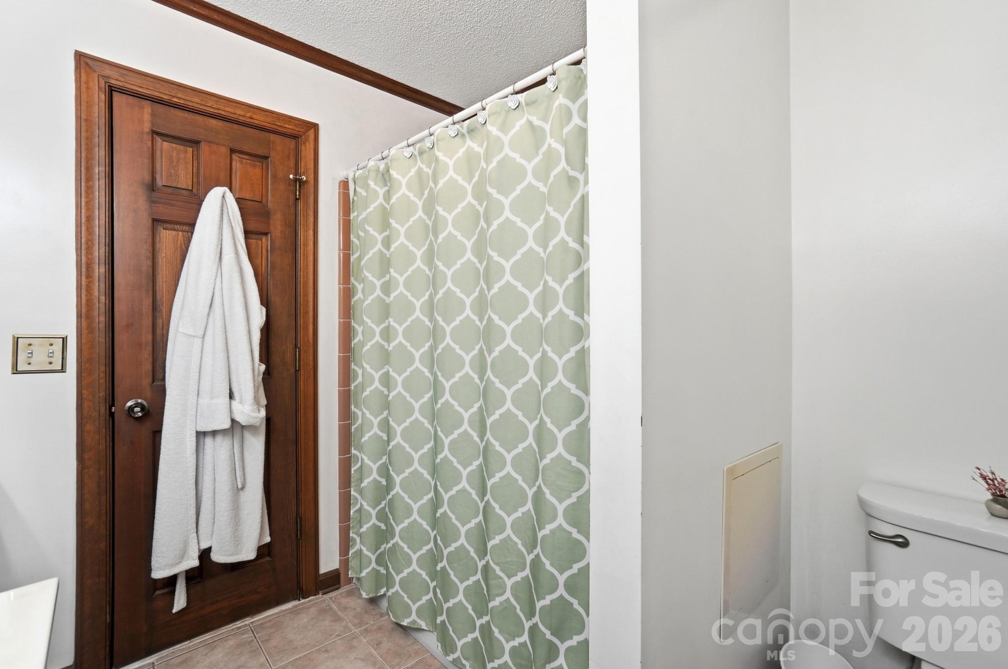 804 Mcgregor Drive NE — Concord