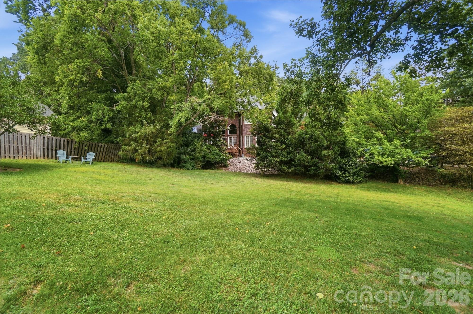 804 Mcgregor Drive NE — Concord