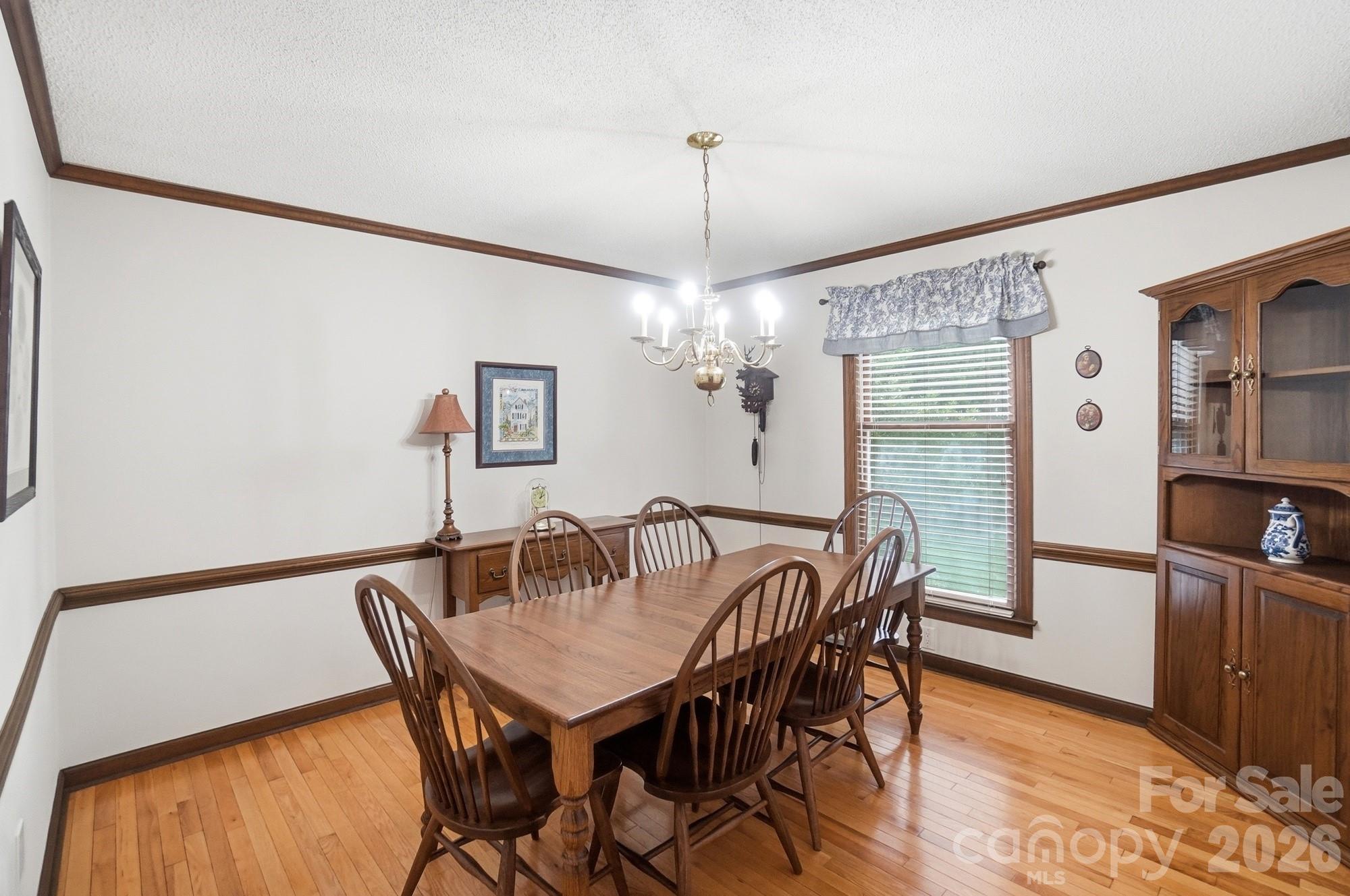 804 Mcgregor Drive NE — Concord