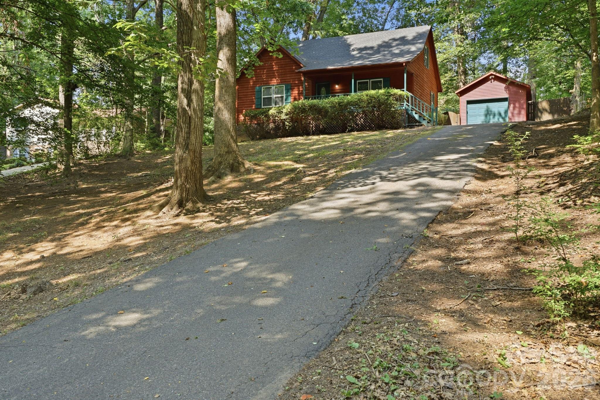 732 Boulder Place — Statesville